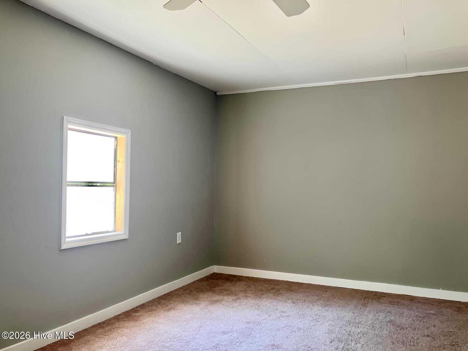 2116 Cadden Road Property Photo 10