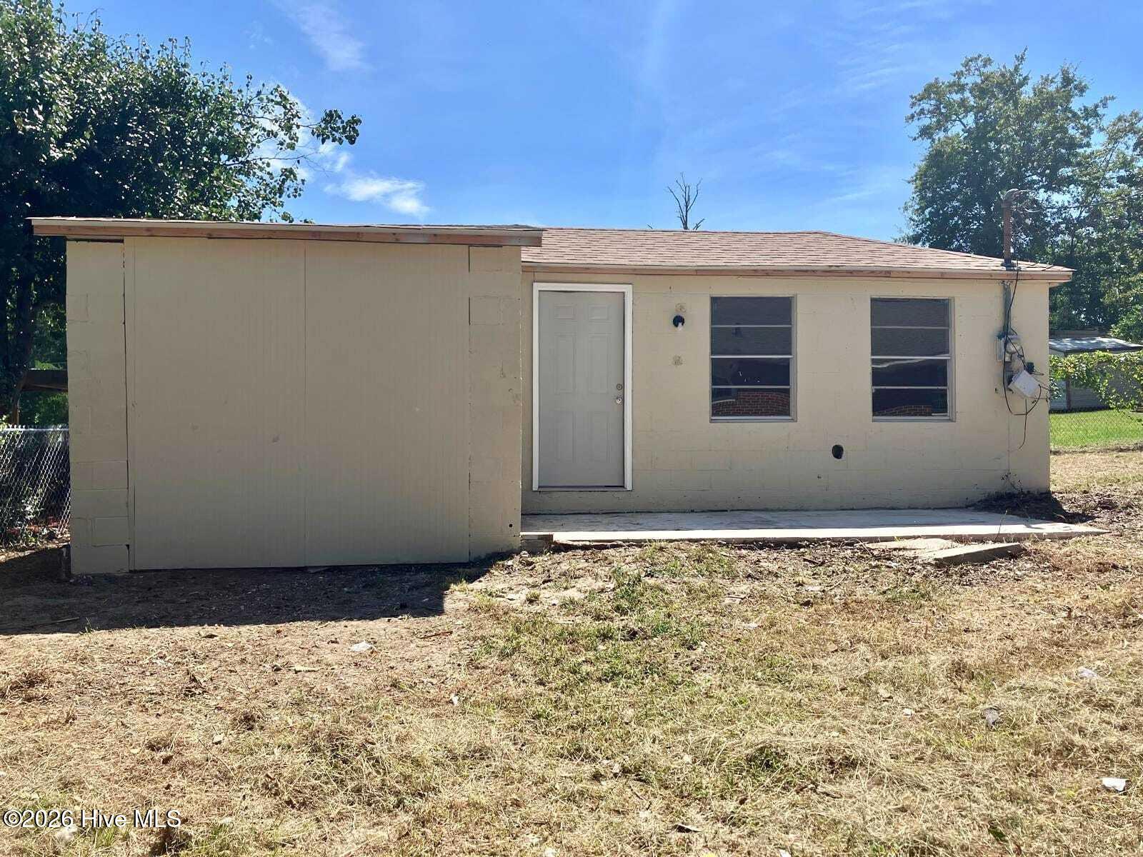 2116 Cadden Road Property Photo 16