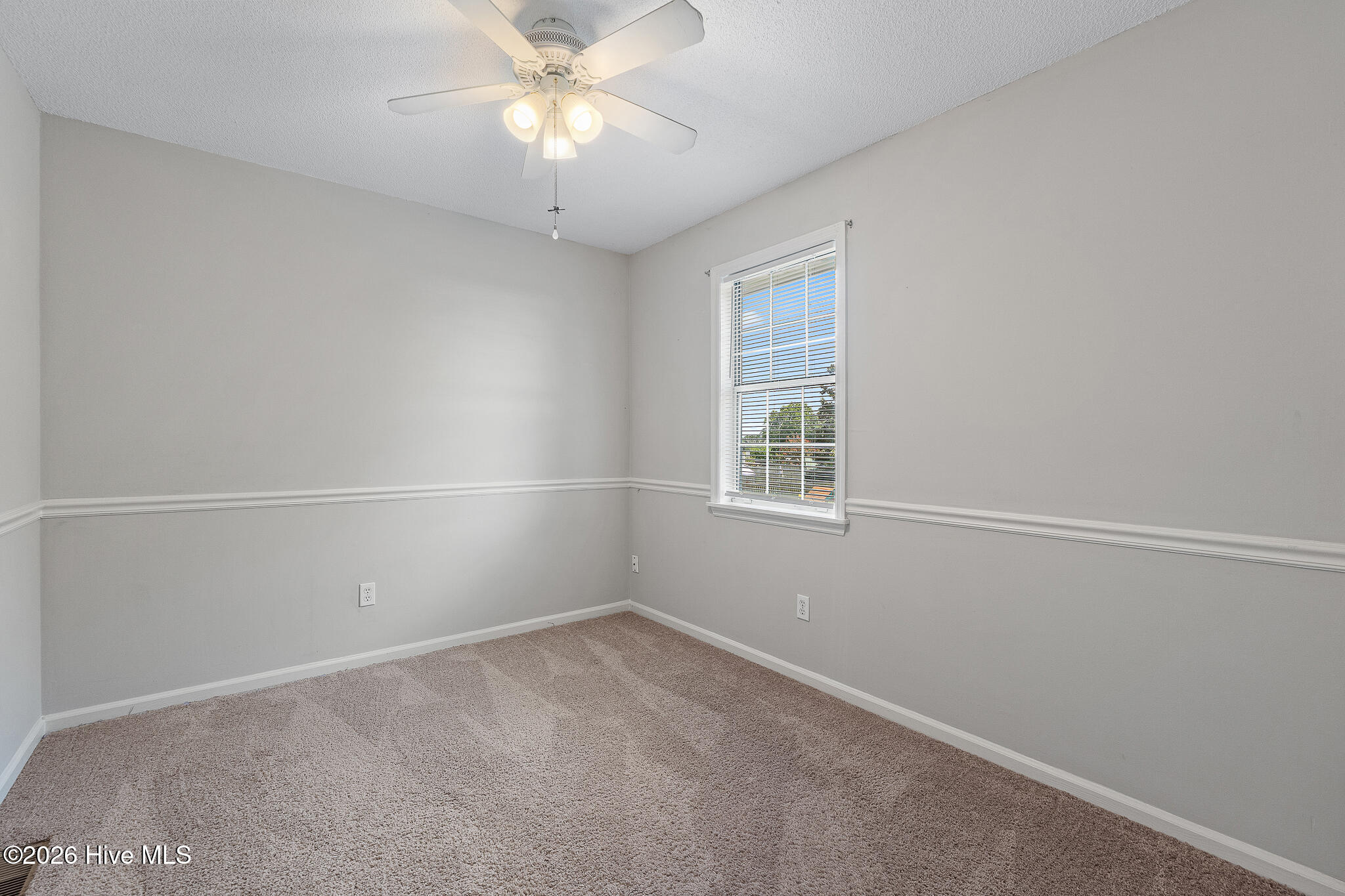 4140 Clinton Way E Property Photo 13
