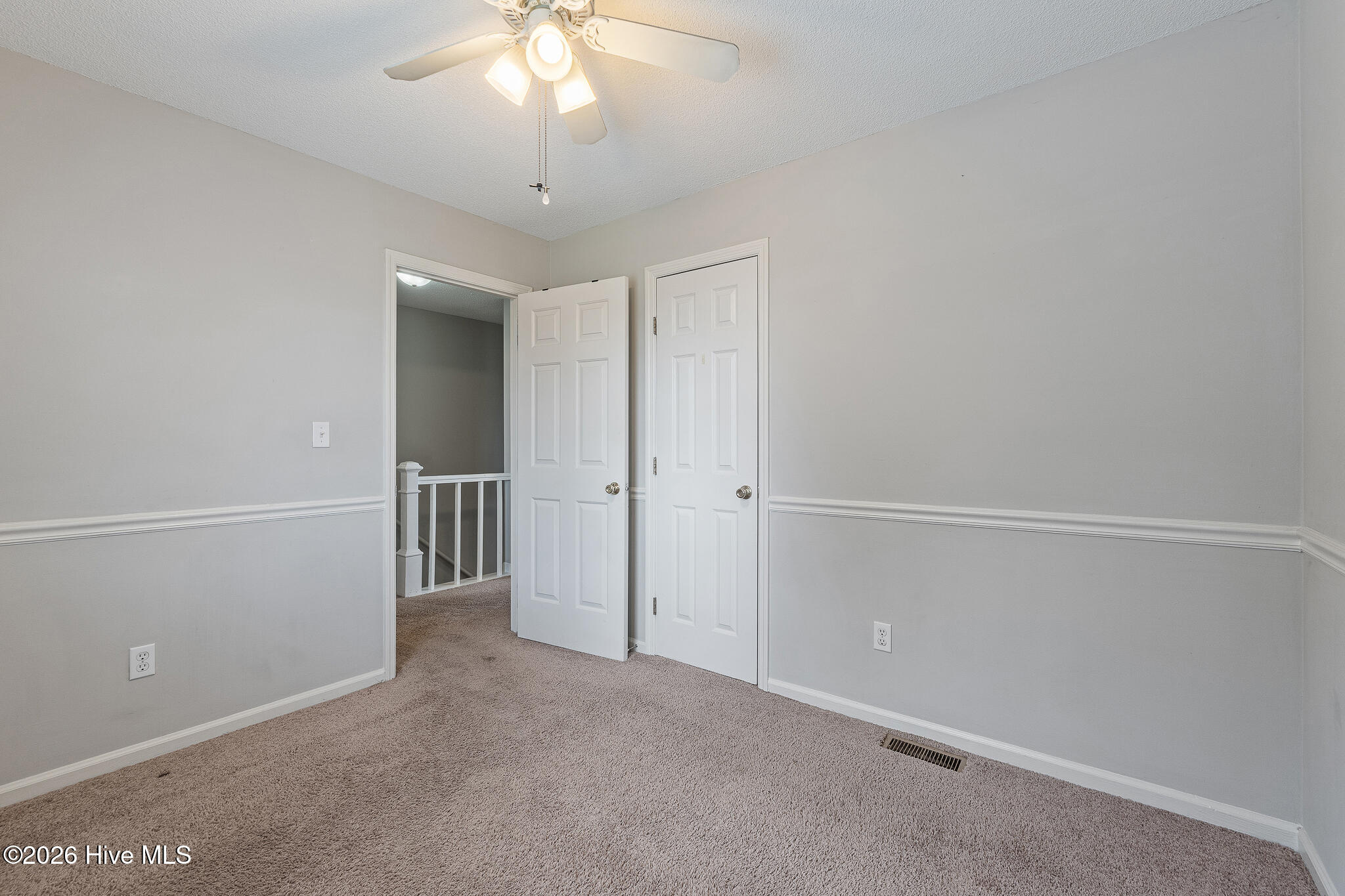 4140 Clinton Way E Property Photo 14