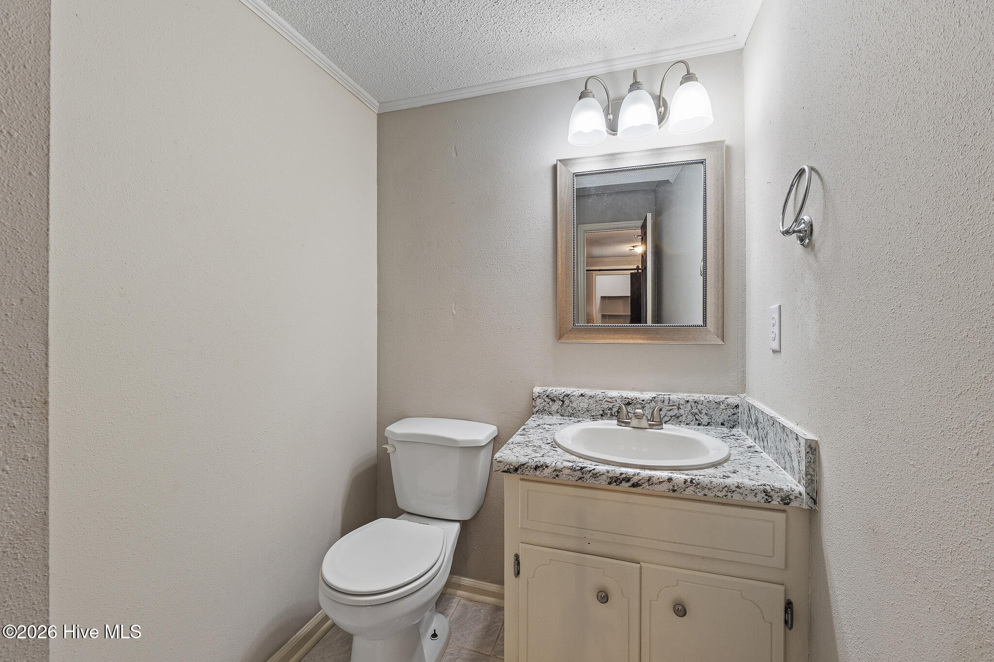 4140 Clinton Way E Property Photo 17
