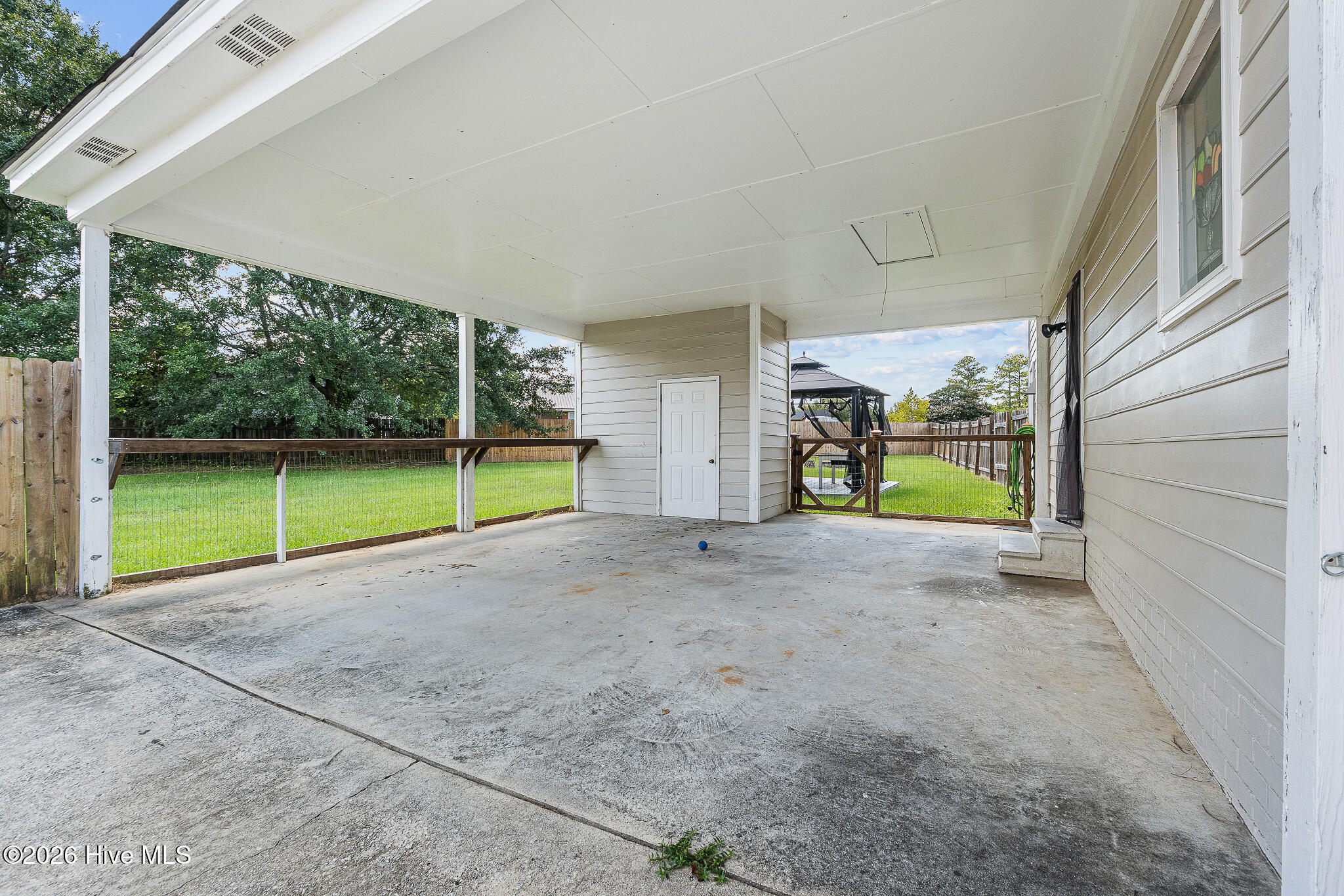 4140 Clinton Way E Property Photo 22