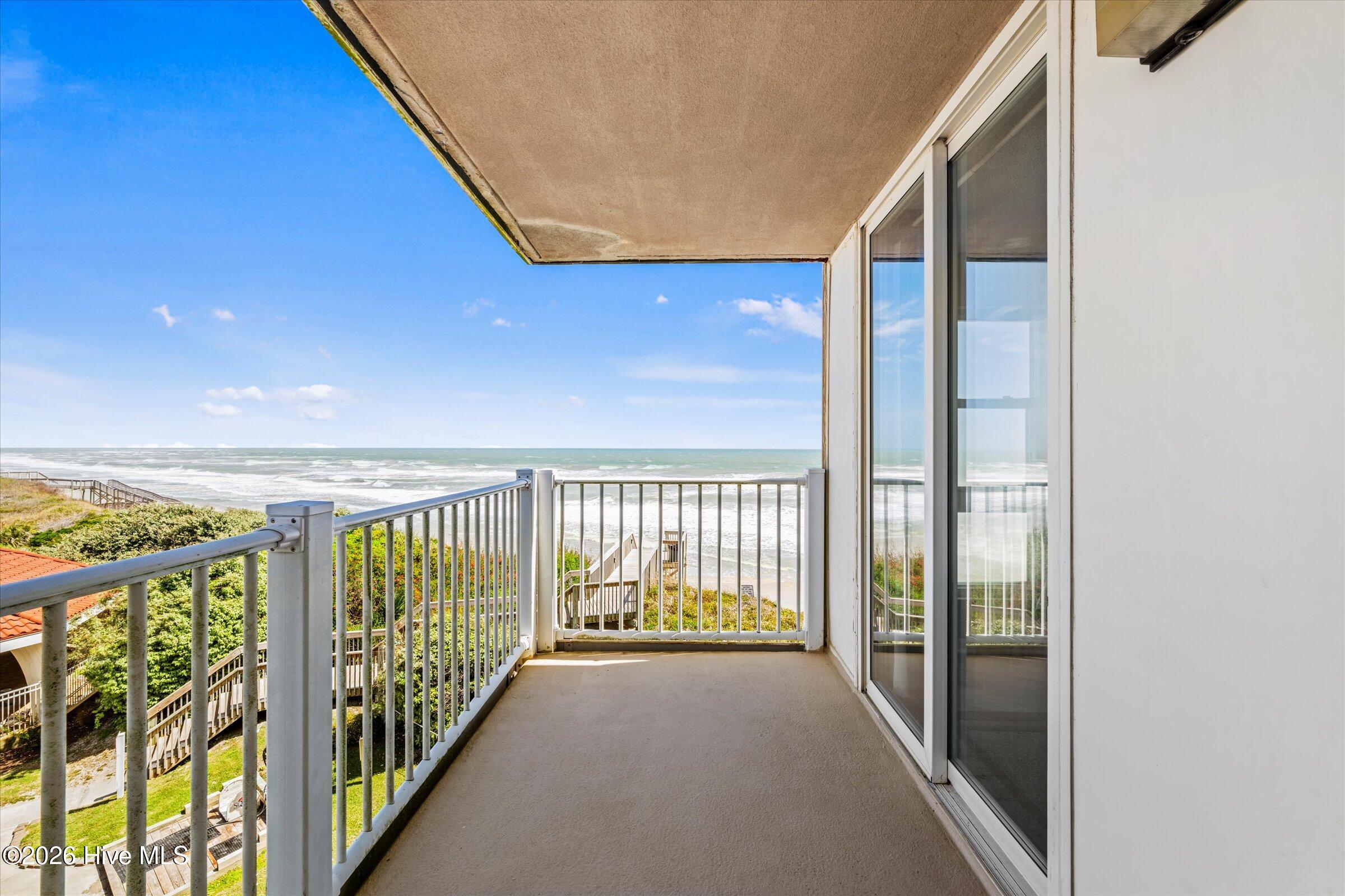 2000 New River Inlet Road 1208 Property Photo 5