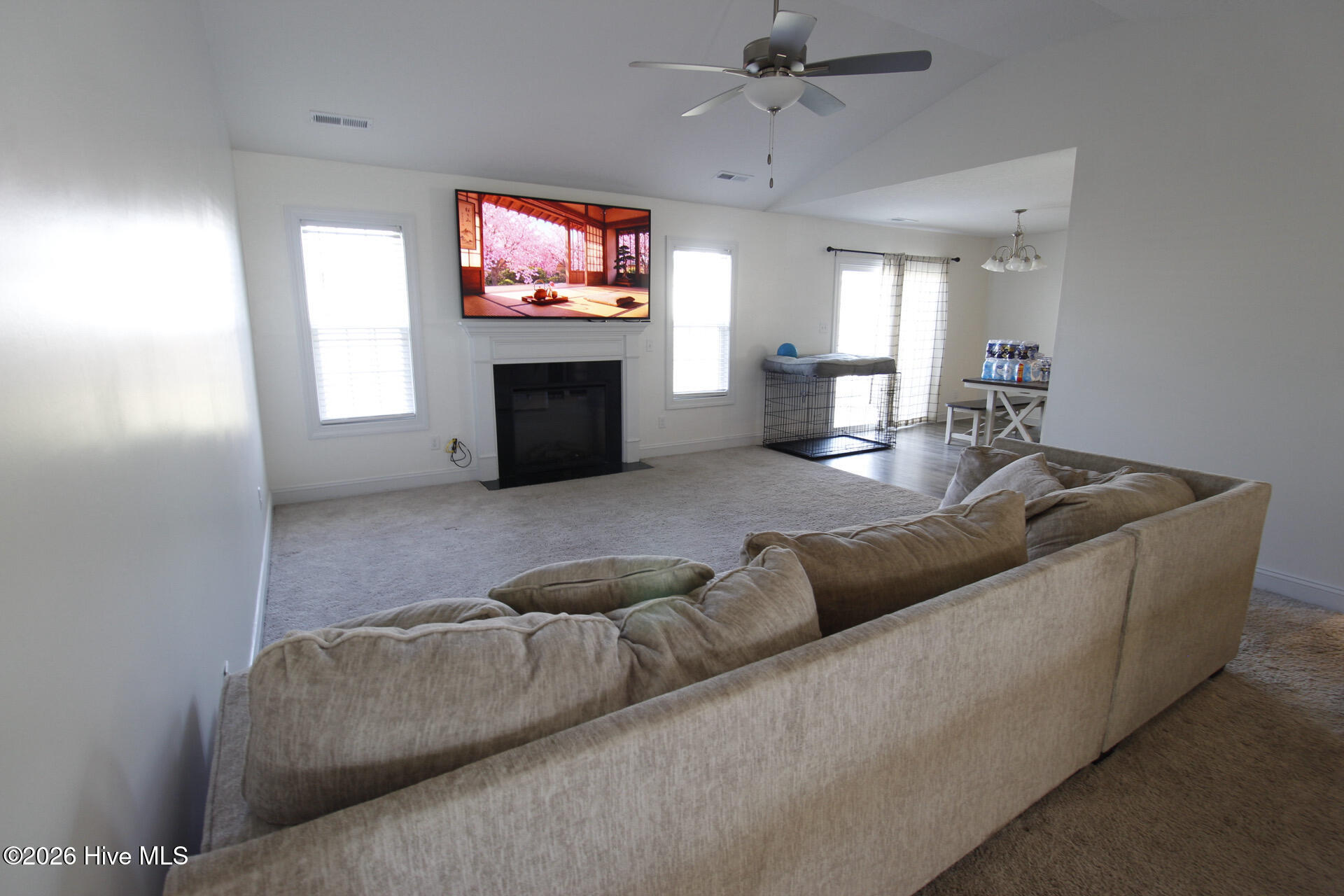 404 Montgomery Drive Property Photo 6