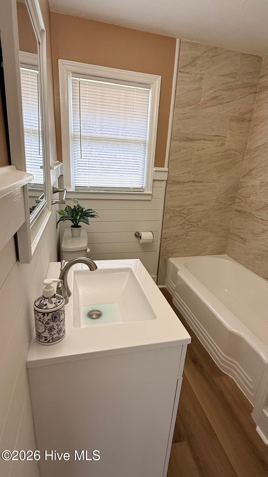 1761 Wycliffe Street Property Photo 22