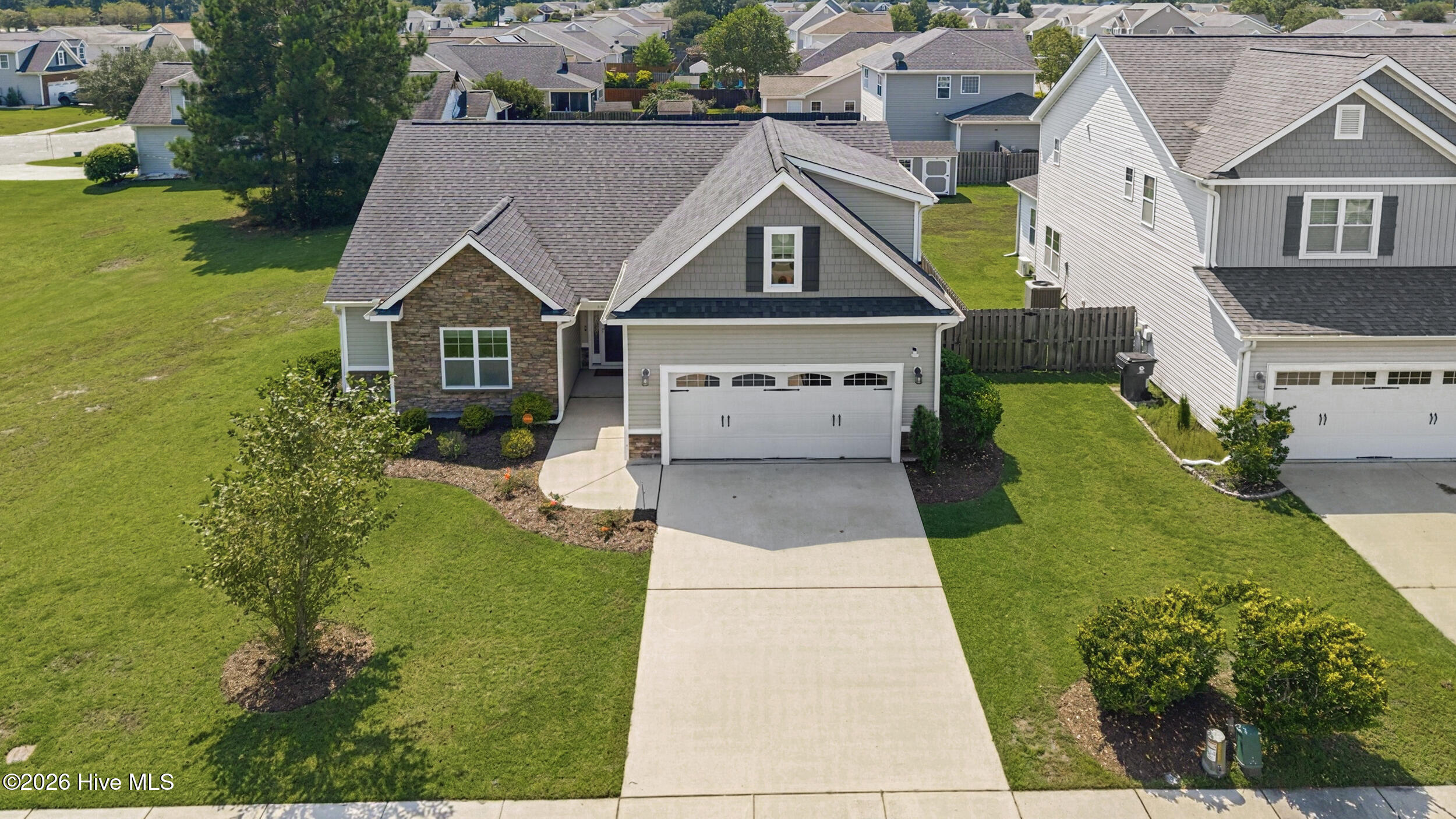 1651 Provincial Drive Property Photo 4