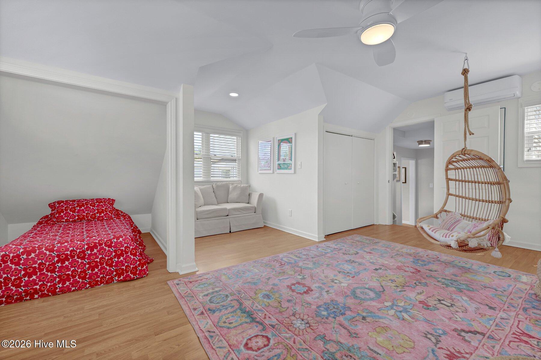 5 Parmele Boulevard Property Photo 24