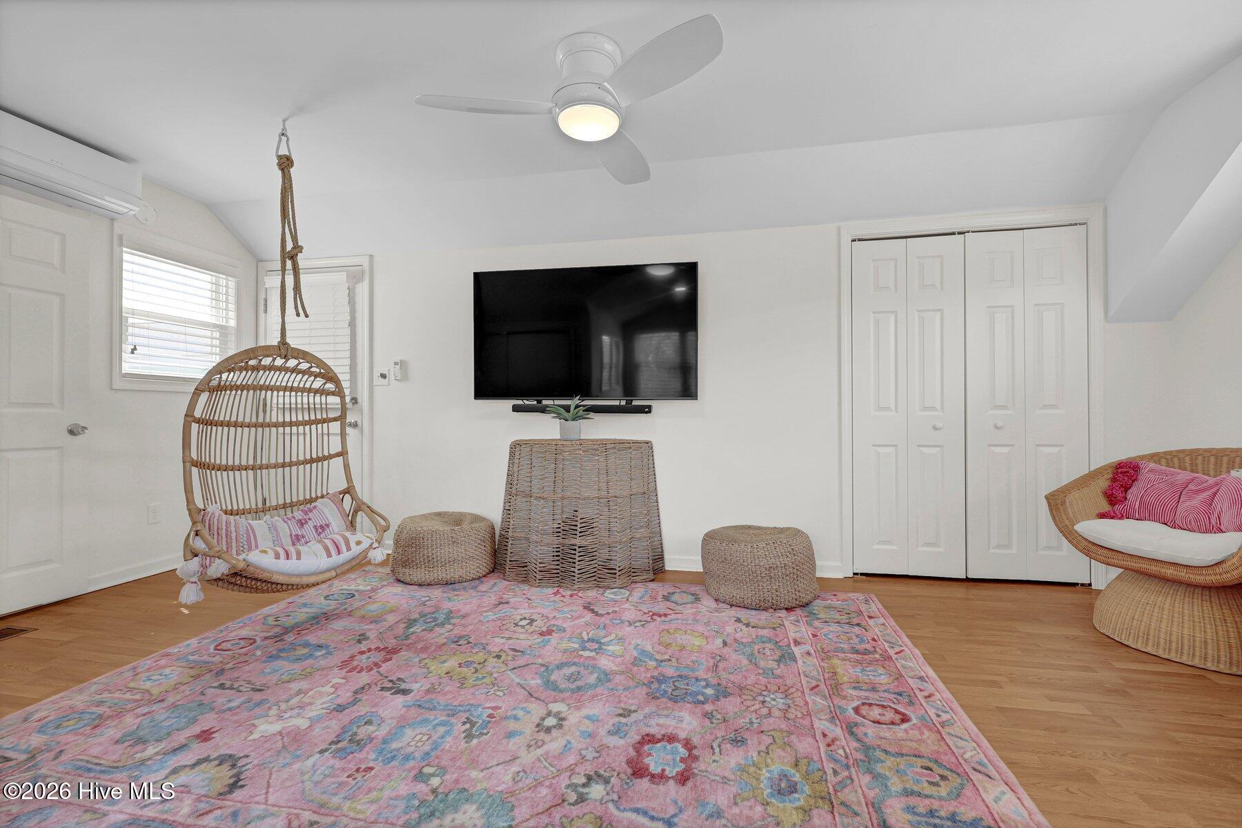 5 Parmele Boulevard Property Photo 25
