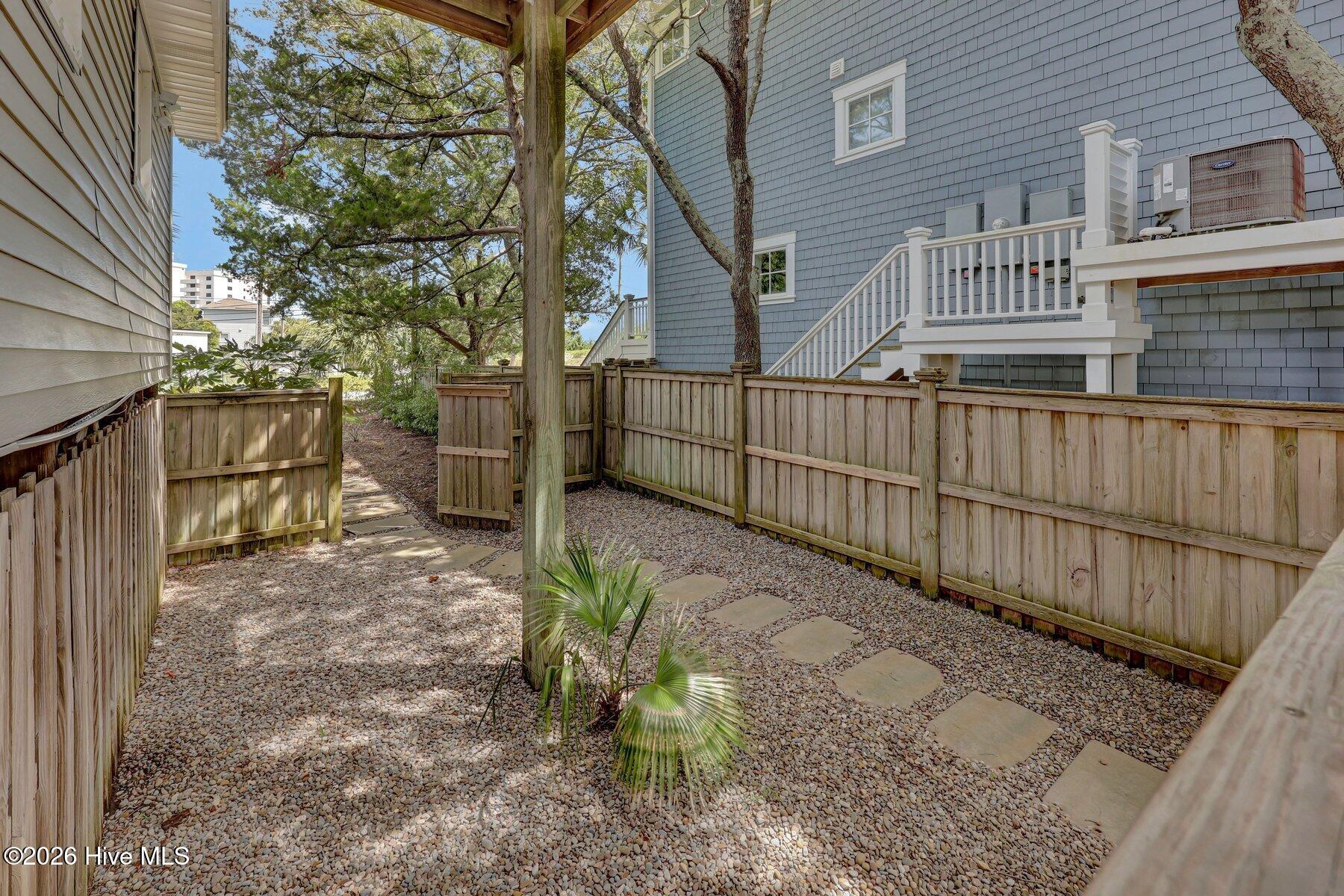 5 Parmele Boulevard Property Photo 36