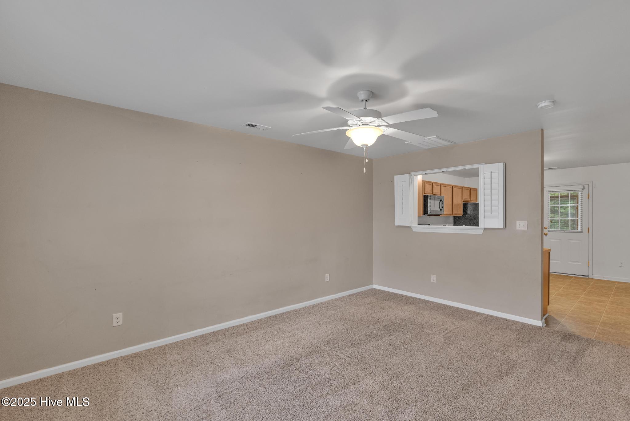 310 Caldwell Loop Property Photo 6
