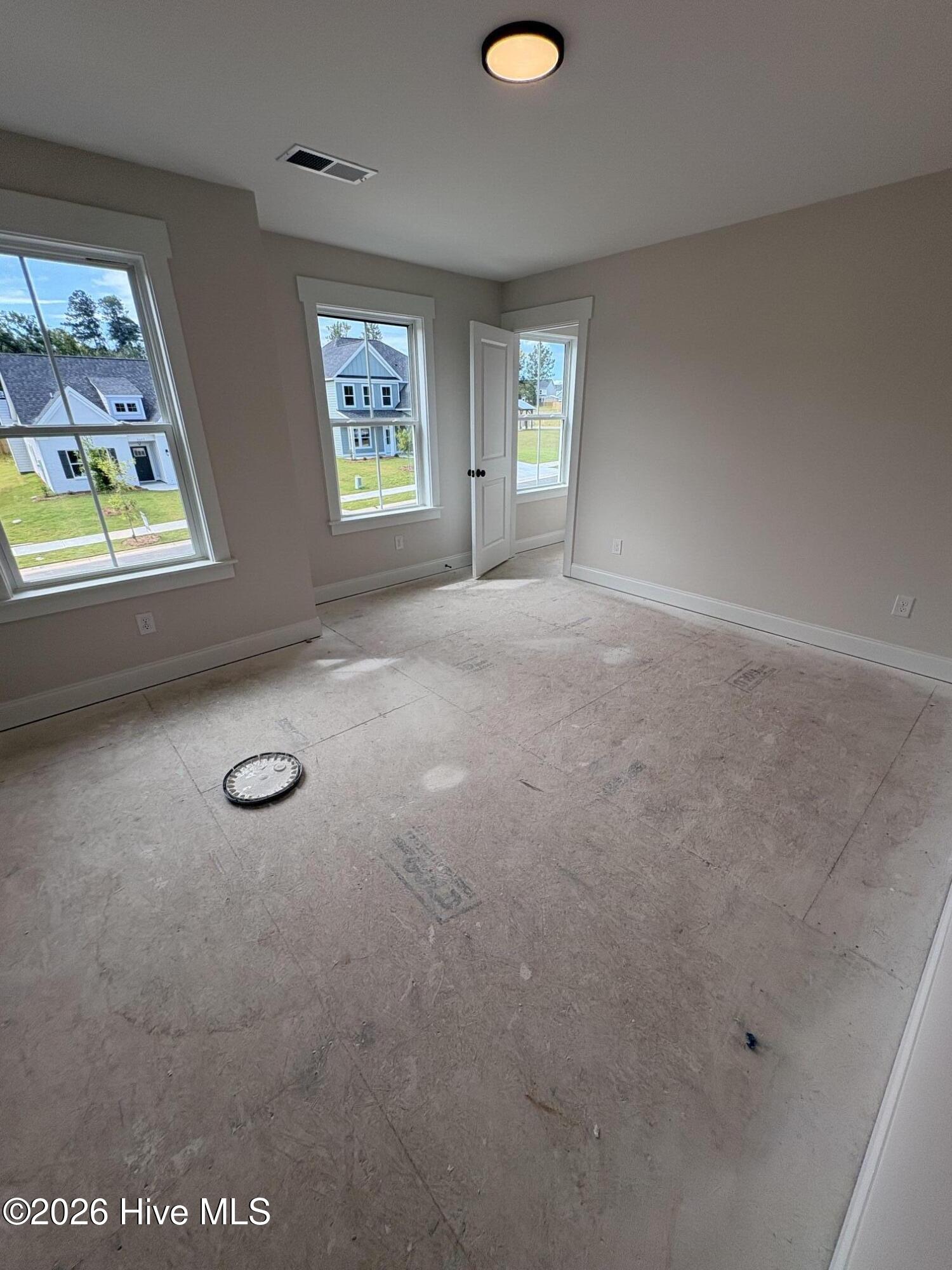 5608 Sweetwater Drive Property Photo 8