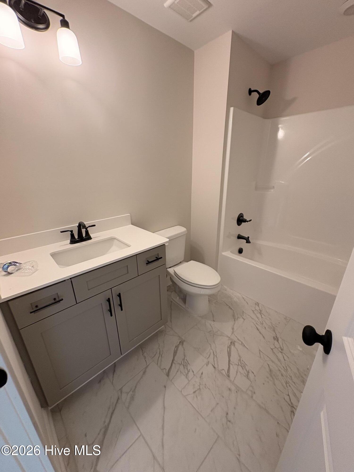 5608 Sweetwater Drive Property Photo 10