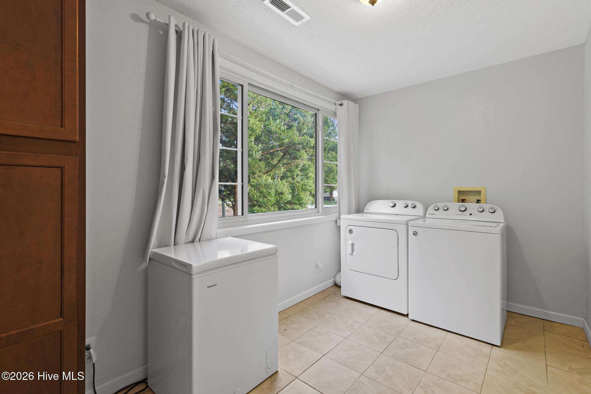 2080 Dawson Cabin Road Property Photo 18