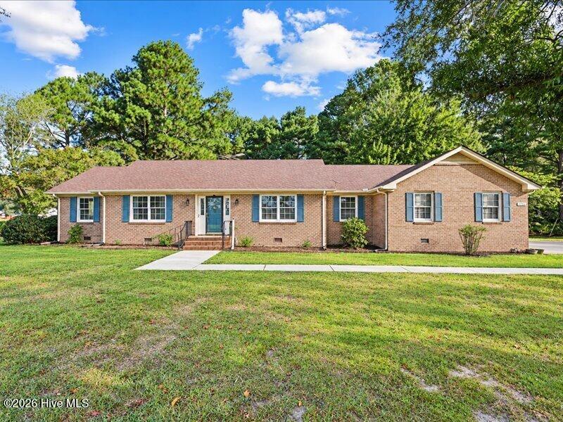 7254 Springfield School Road Property Photo 1