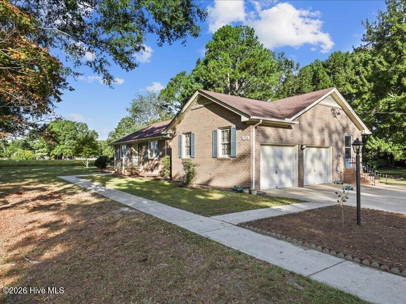 7254 Springfield School Road Property Photo 4