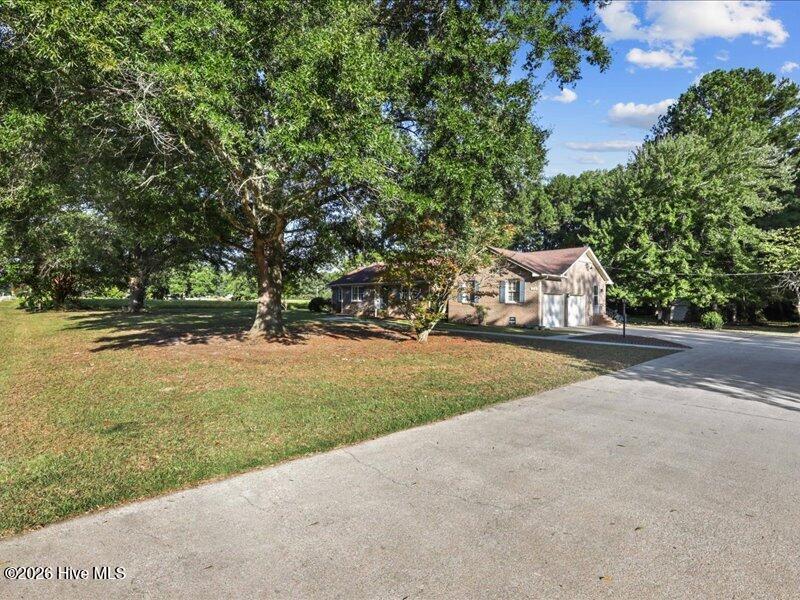 7254 Springfield School Road Property Photo 5