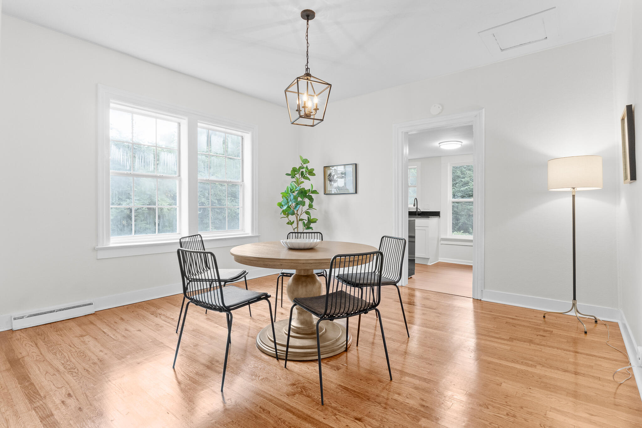 1740 Verdery Street Property Photo 7