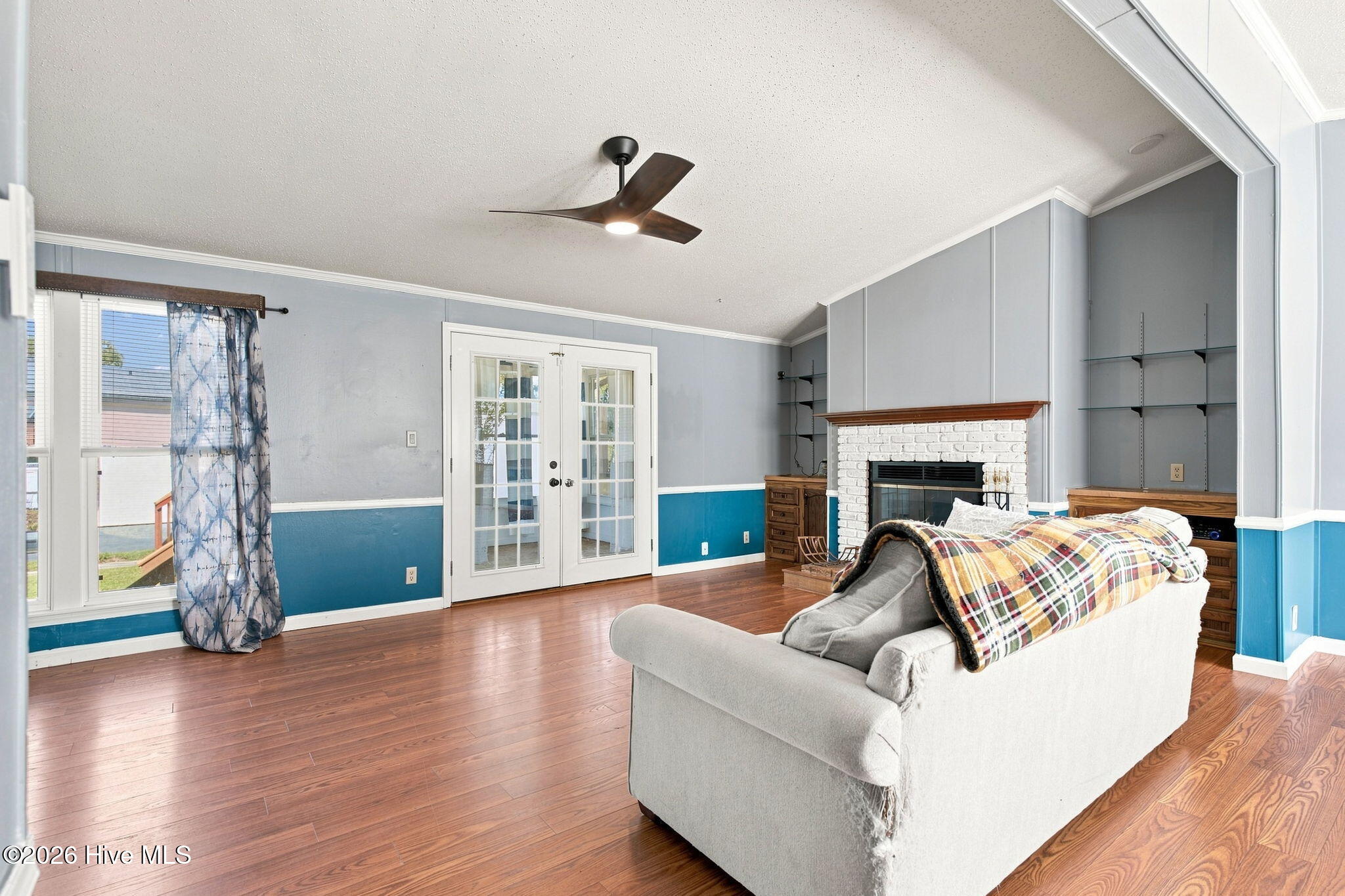 900 Lighthouse Court Property Photo 4