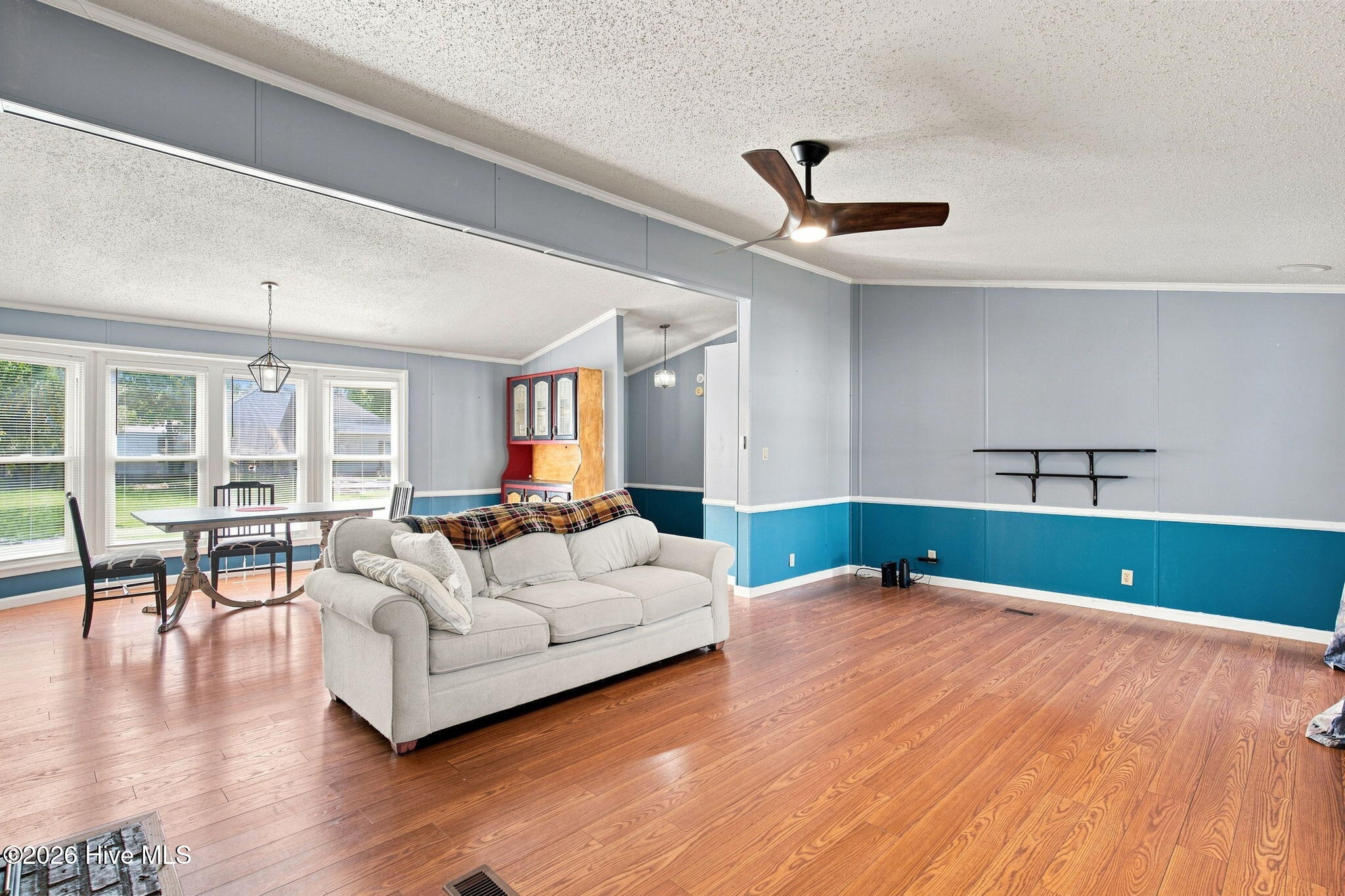 900 Lighthouse Court Property Photo 6