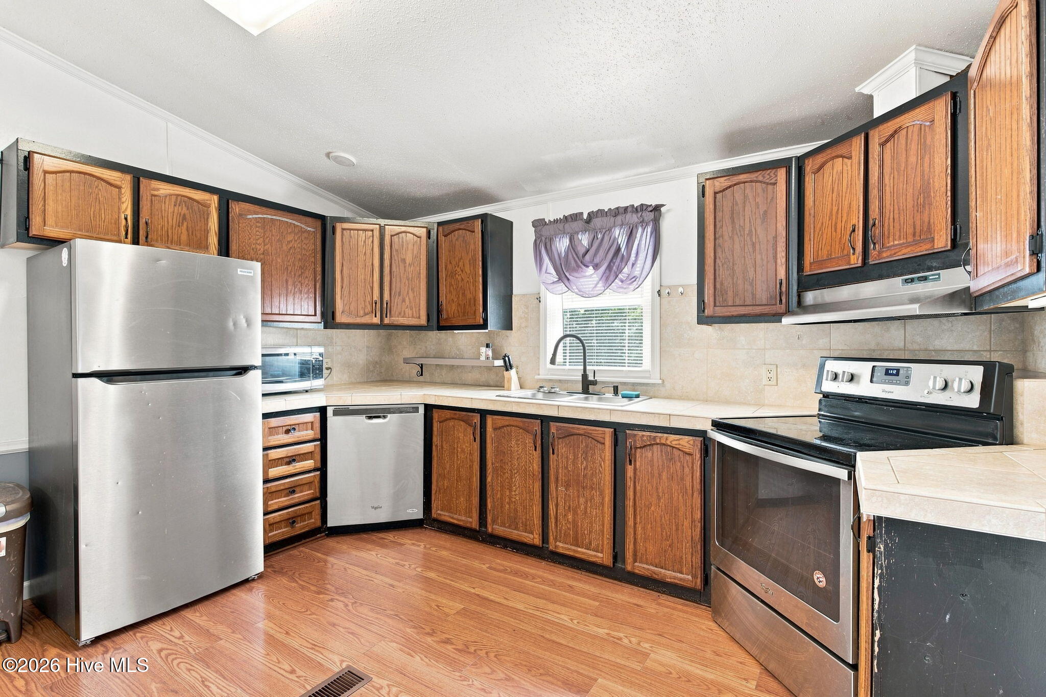 900 Lighthouse Court Property Photo 12