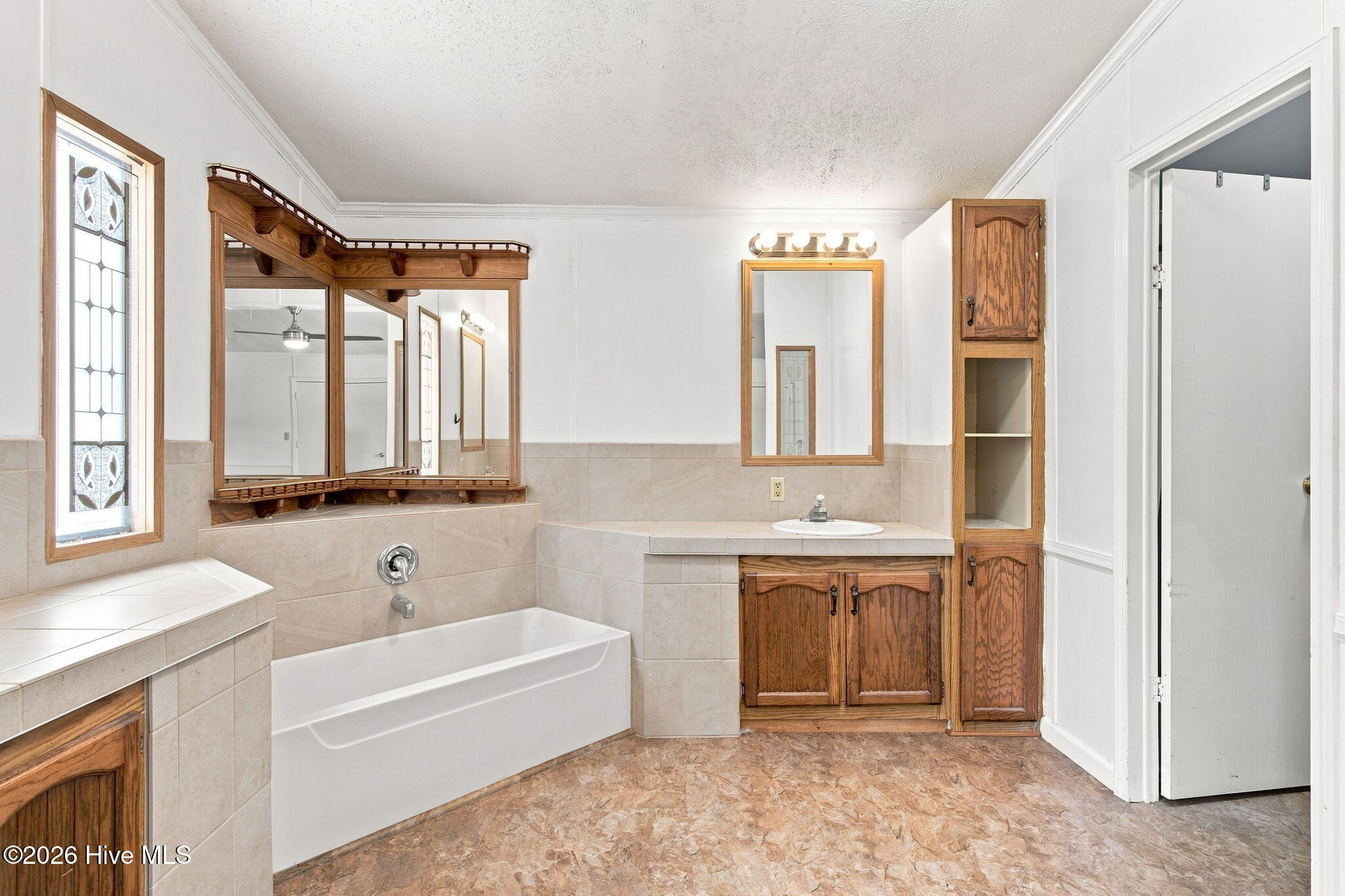 900 Lighthouse Court Property Photo 19