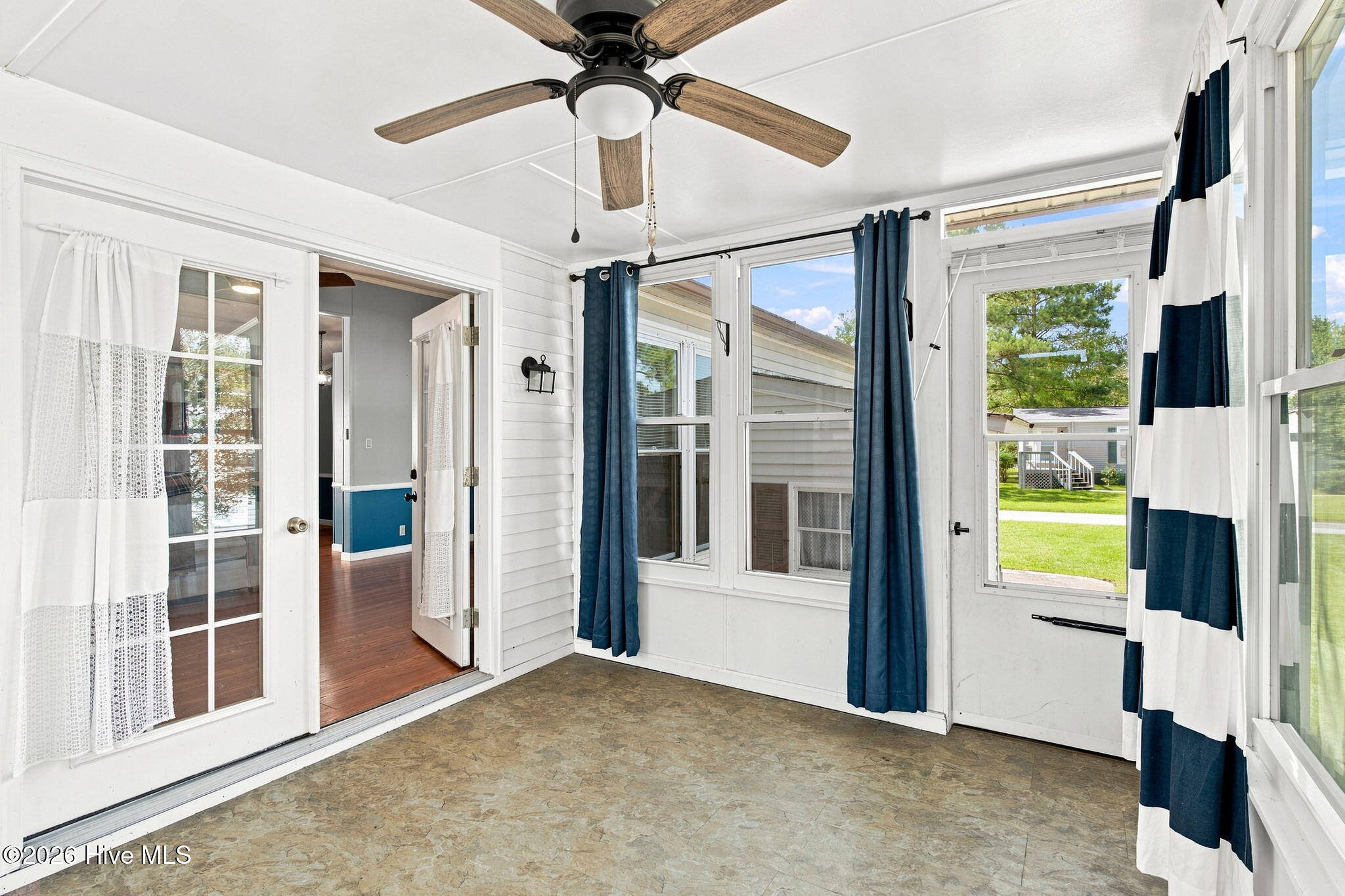 900 Lighthouse Court Property Photo 29