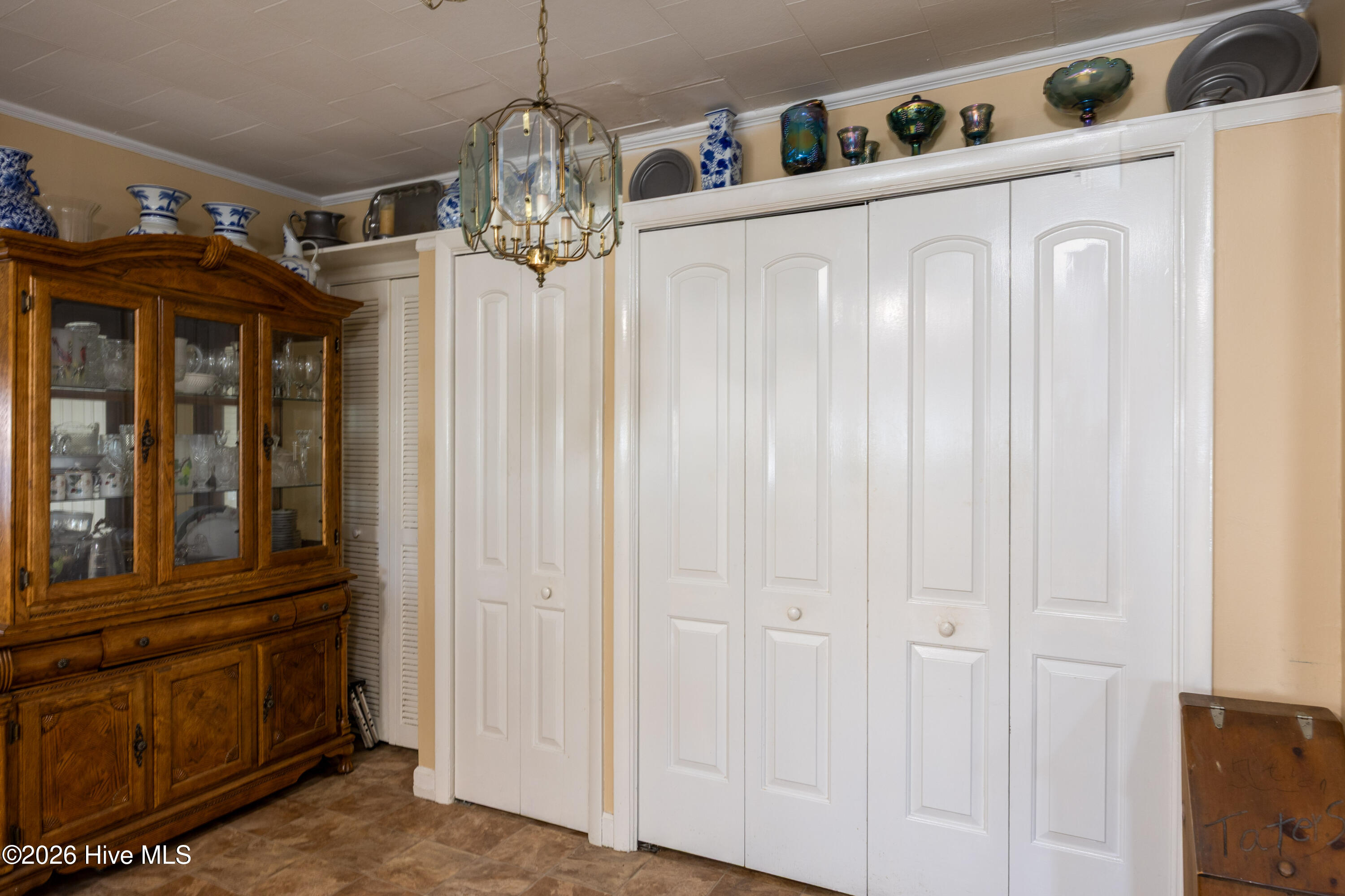 502 Raleigh Road Property Photo 11