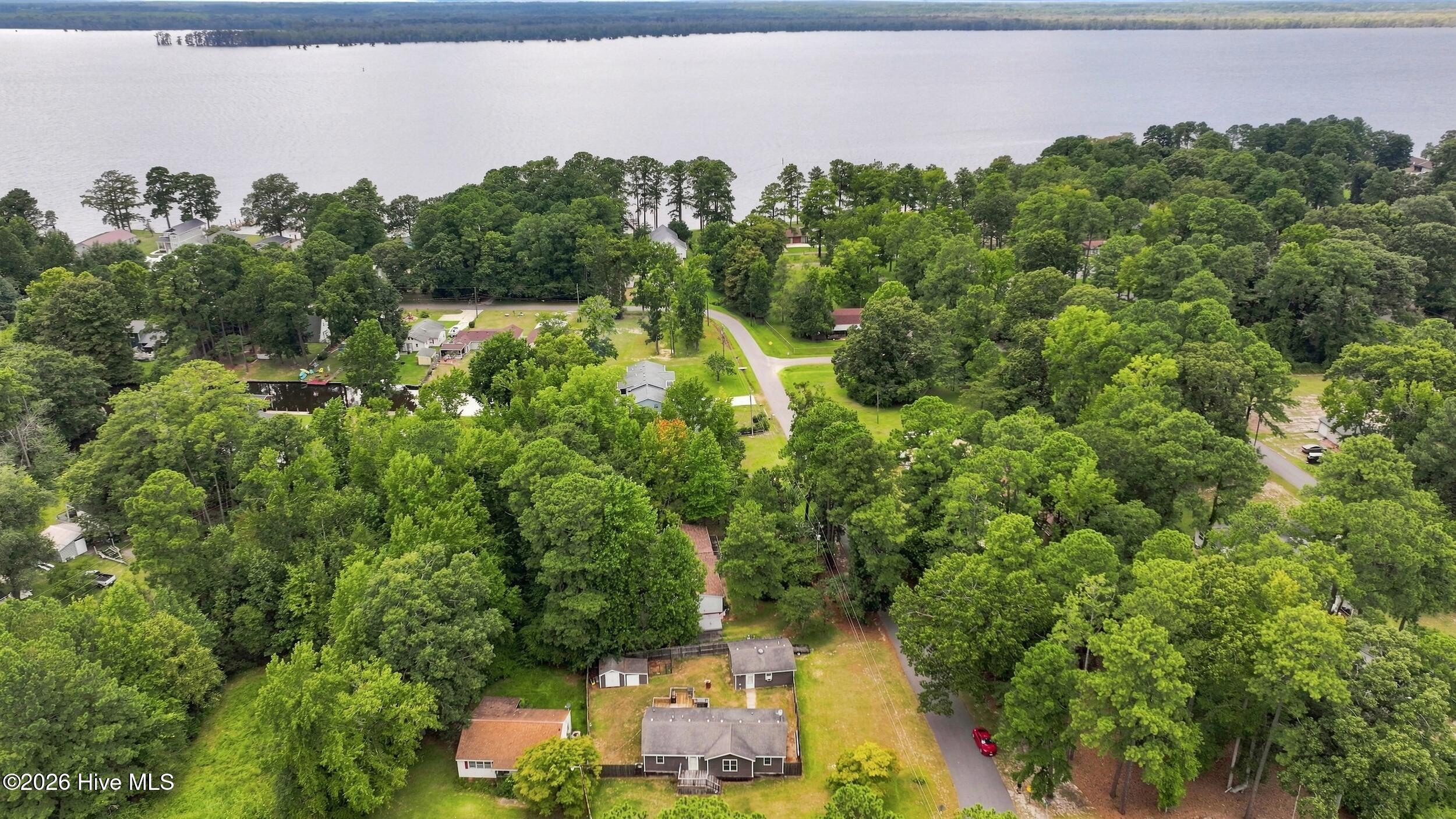 118 Huron Trail