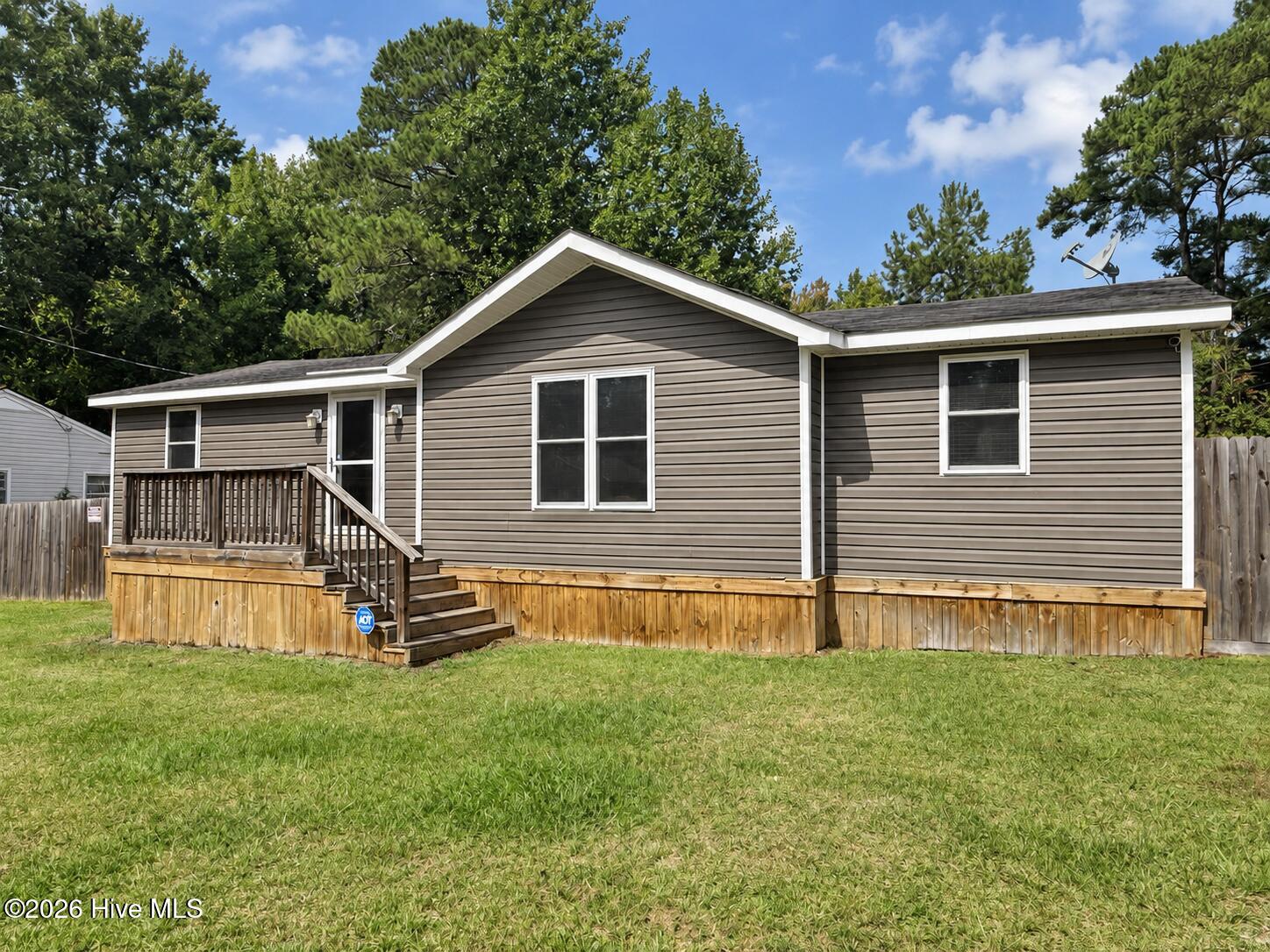 118 Huron Trail Property Photo 1