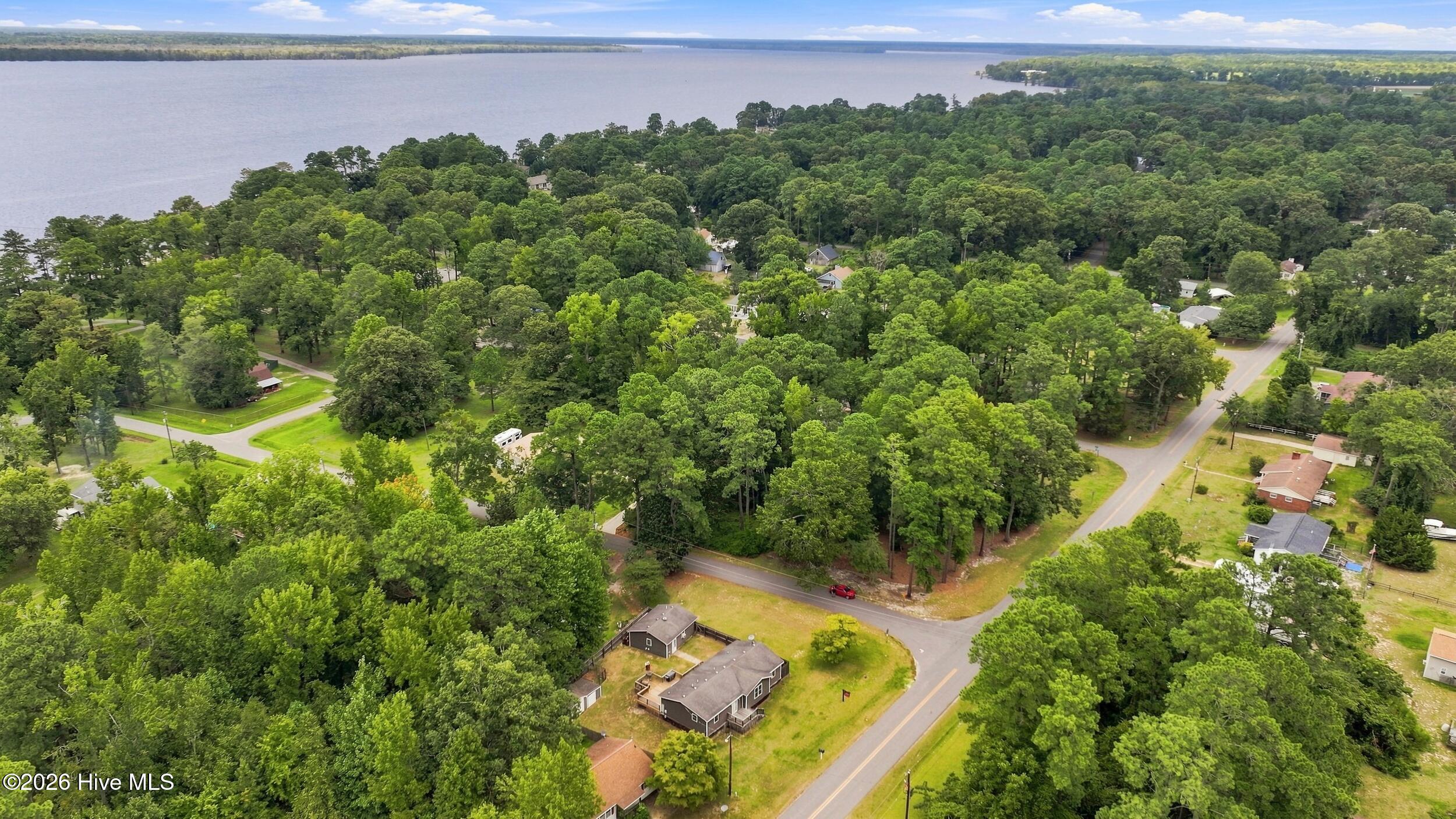 118 Huron Trail Property Photo 32