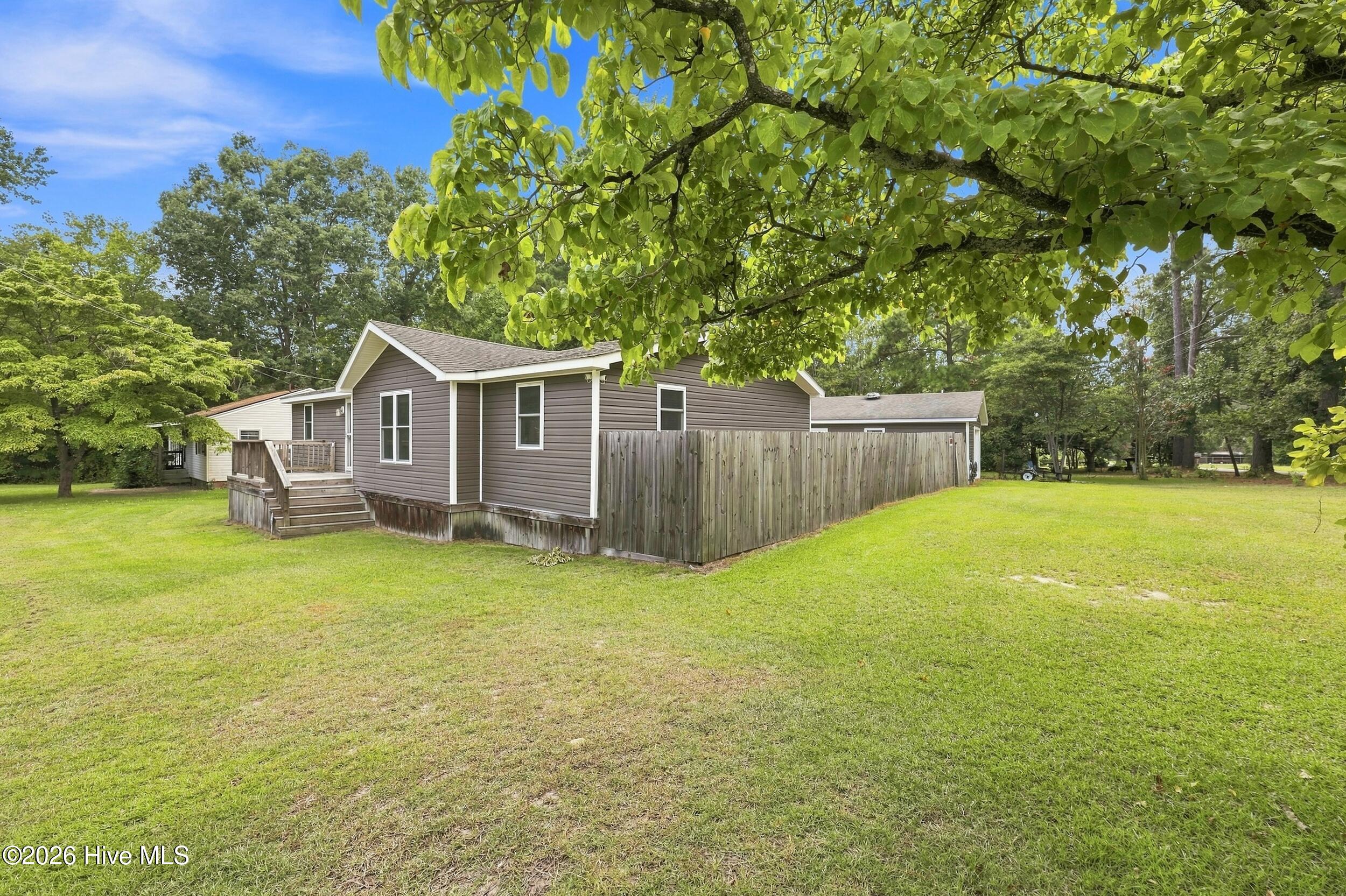 118 Huron Trail Property Photo 33