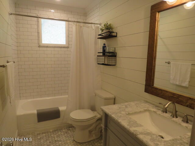 511 Aumond Road Property Photo 15