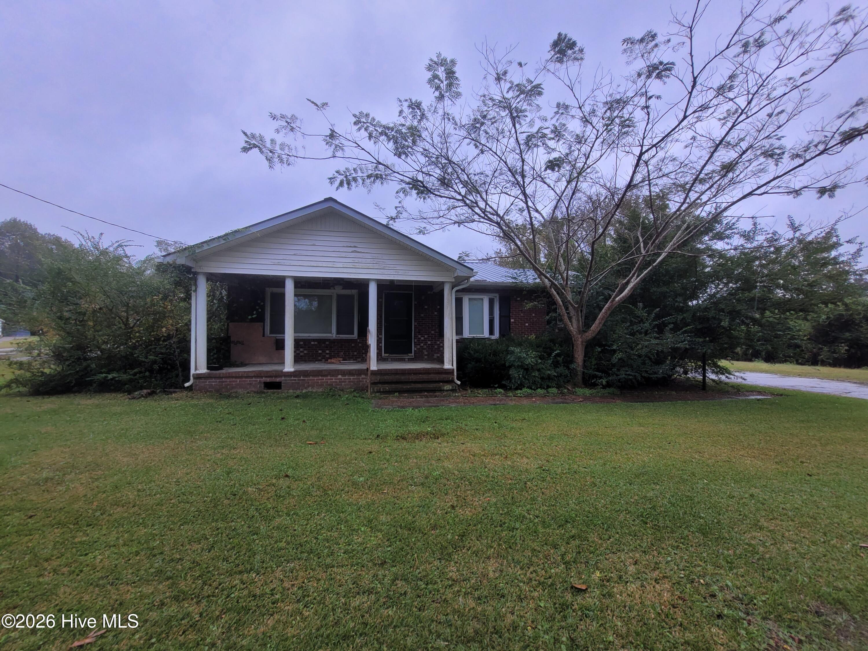 599 Haws Run Road Property Photo 3