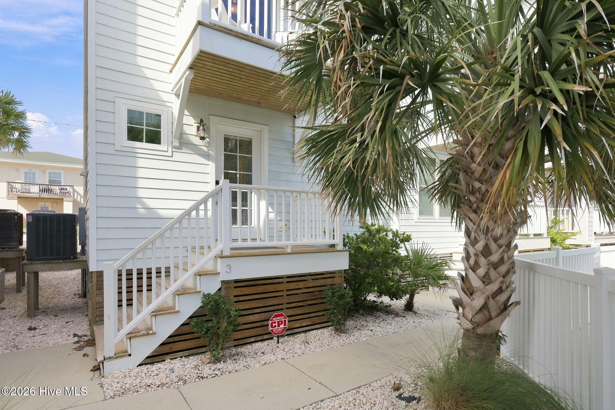 107 W Bogue Boulevard 3 Property Photo 4