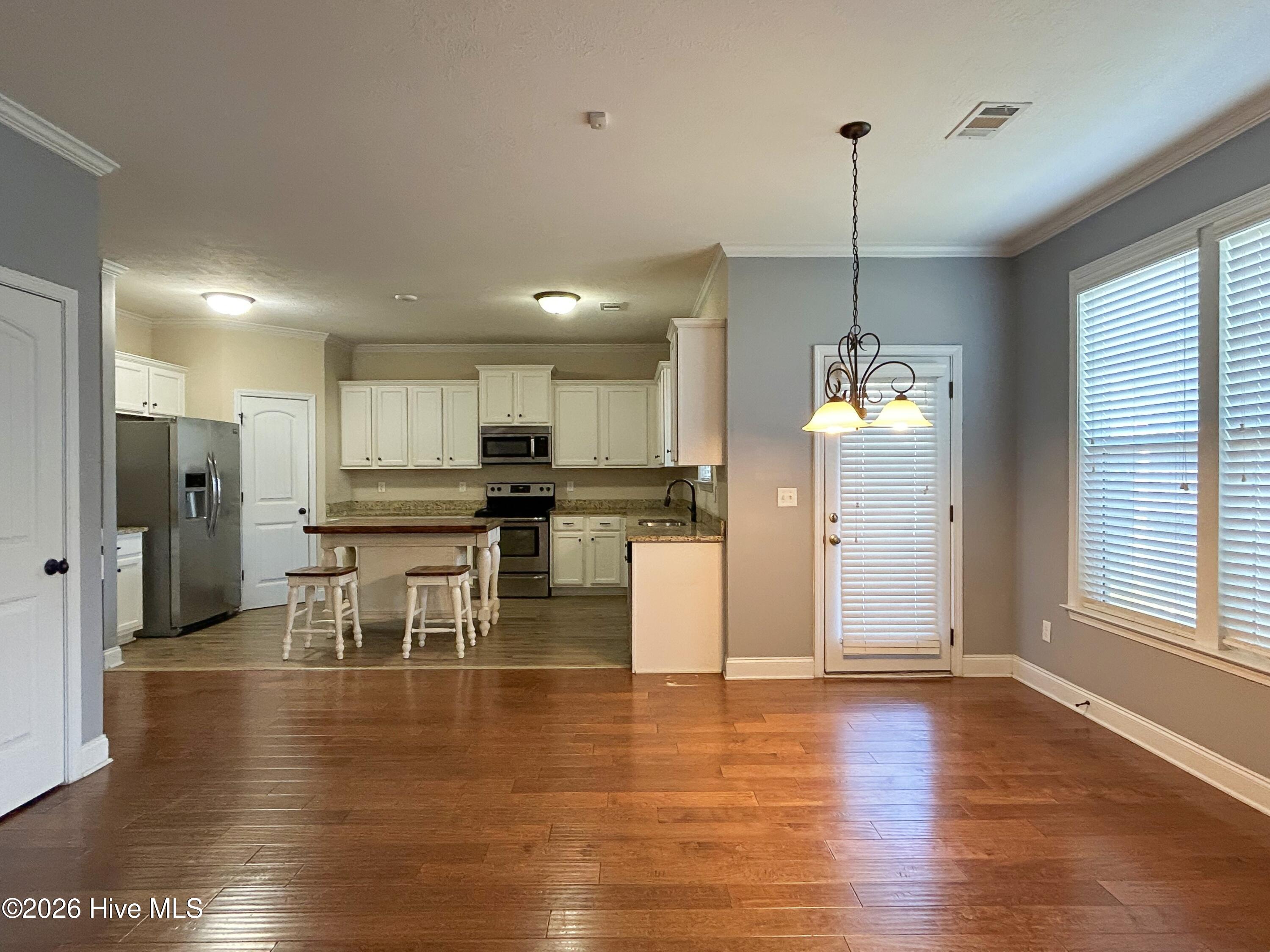613 Zizi Court Property Photo 11