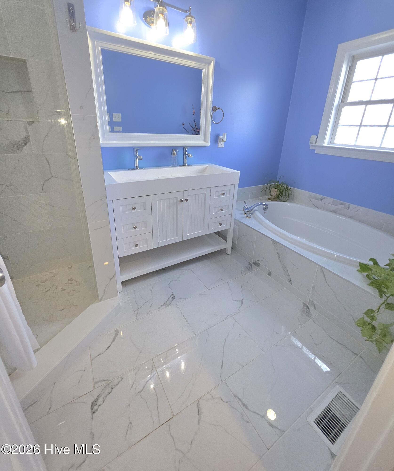 108 Eudora Drive Property Photo 38