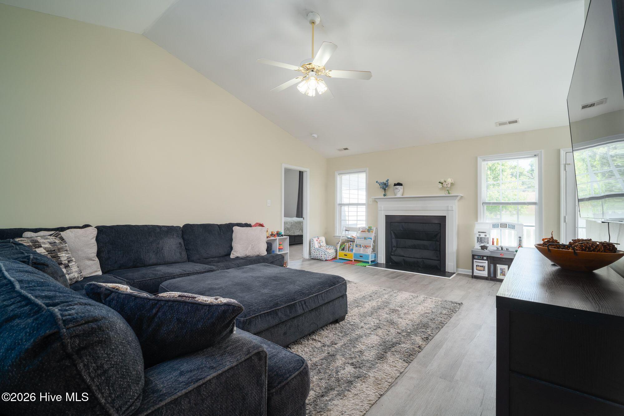 104 Fieldgate Drive Property Photo 11