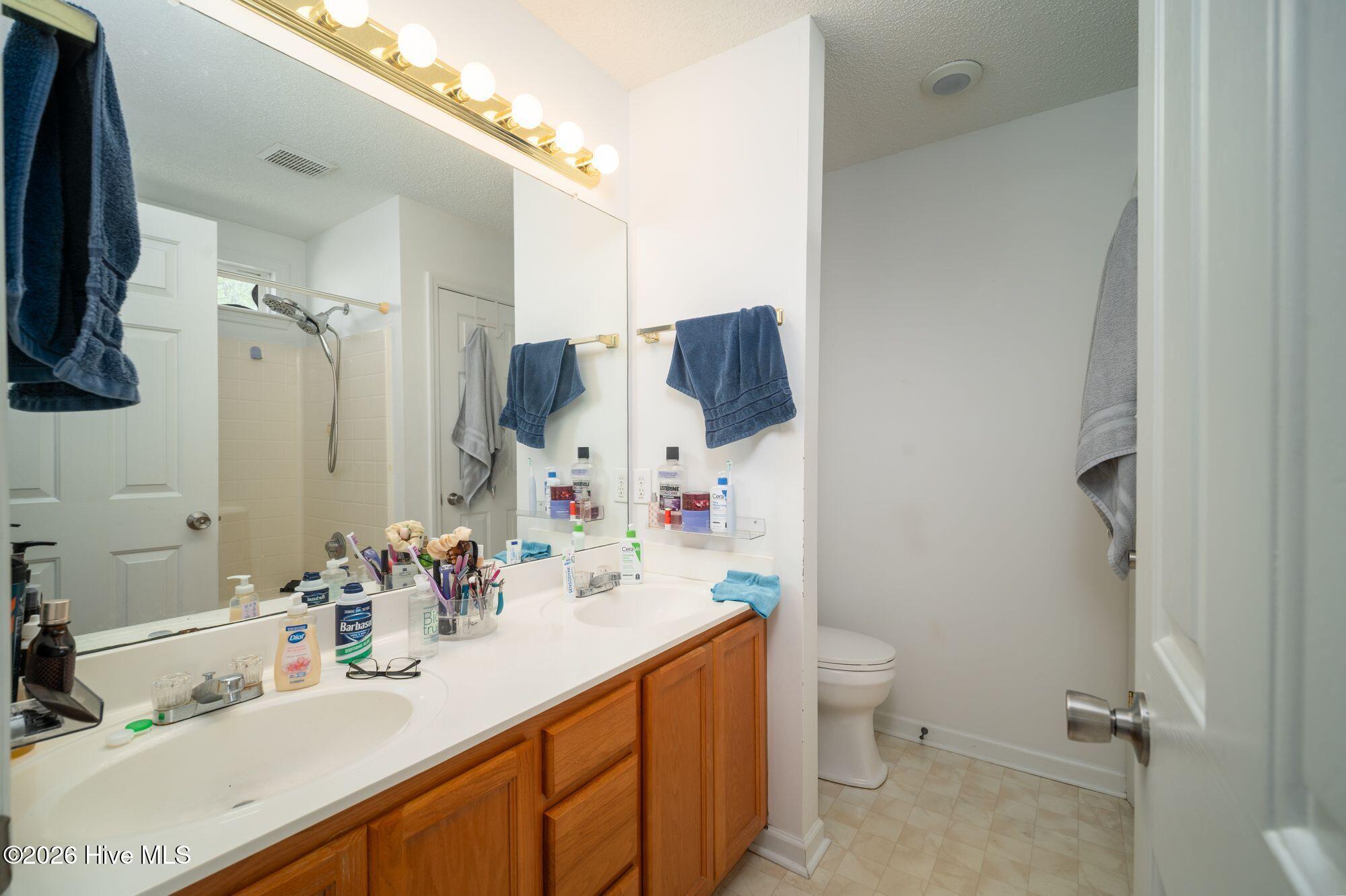 104 Fieldgate Drive Property Photo 22