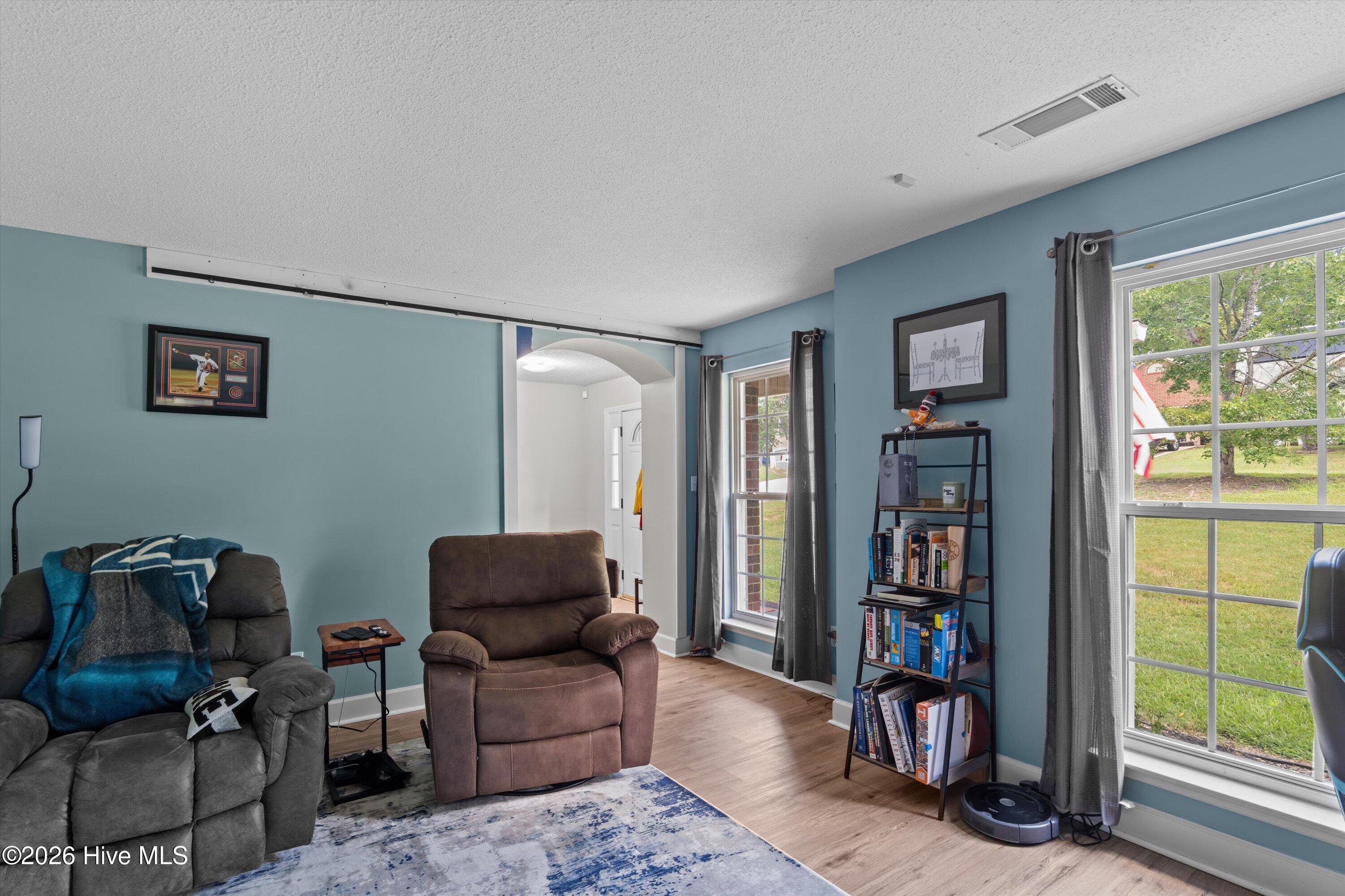 642 Hamden Drive Property Photo 12