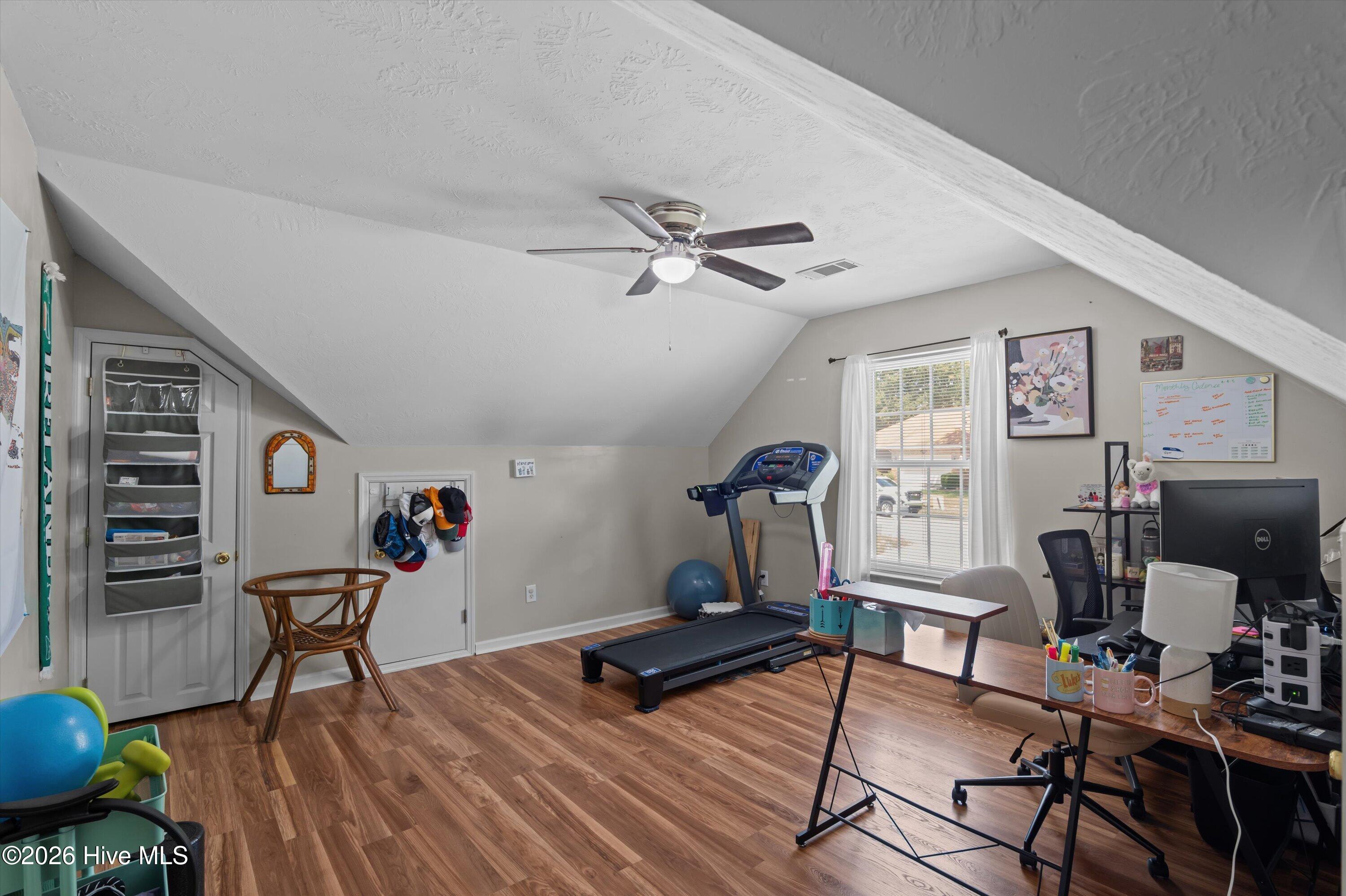 642 Hamden Drive Property Photo 36
