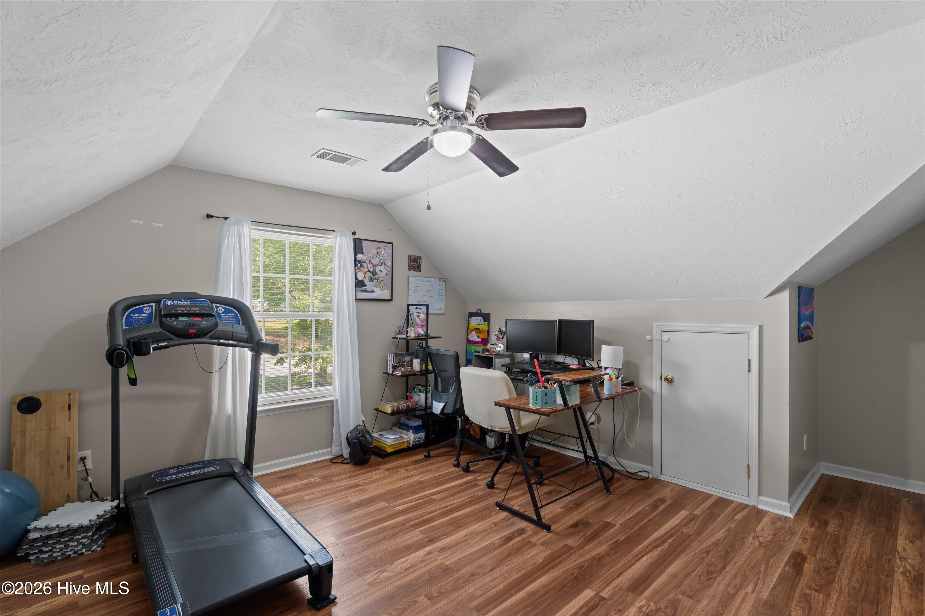 642 Hamden Drive Property Photo 37
