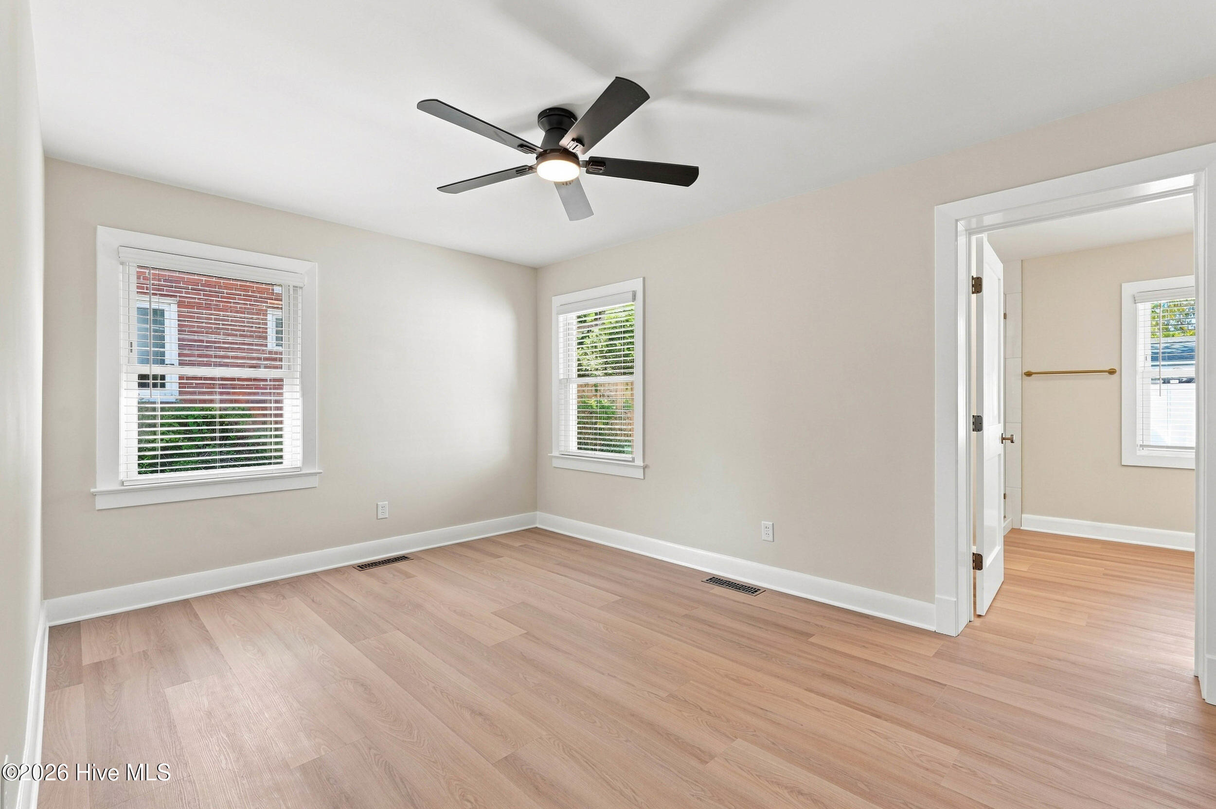 1315 Queen Street Property Photo 26