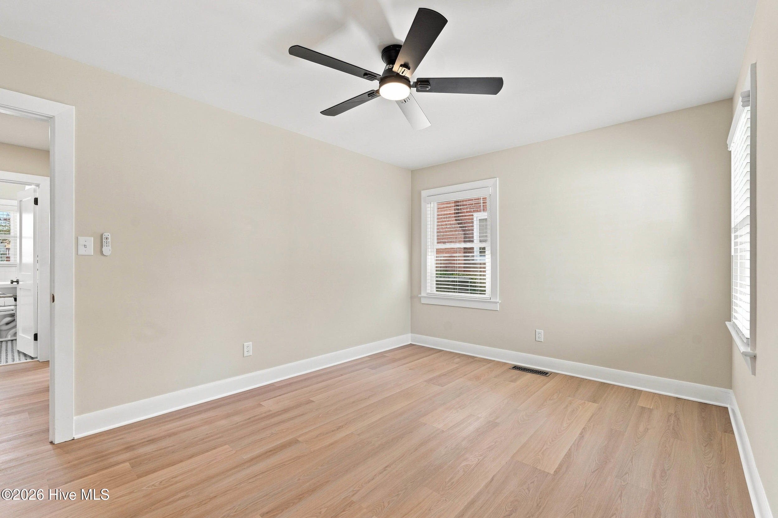 1315 Queen Street Property Photo 27
