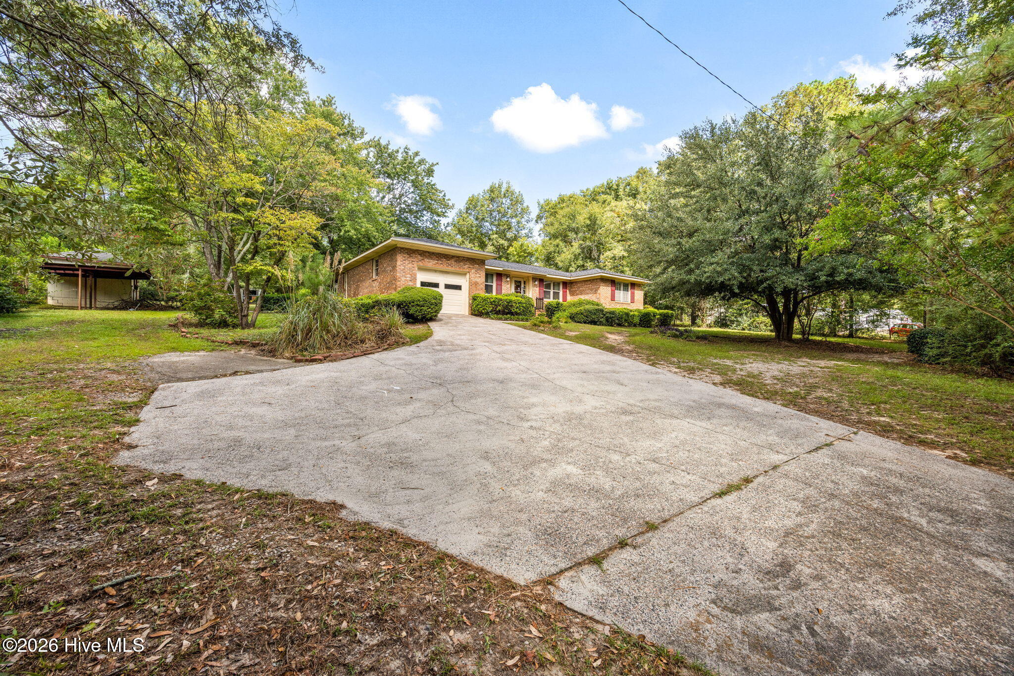 619 Cherokee Drive Property Photo 7