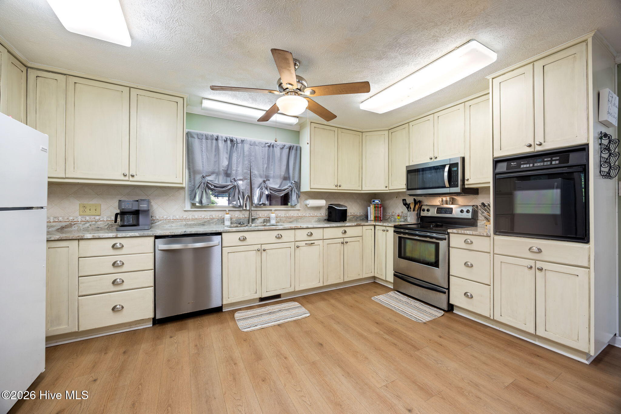 619 Cherokee Drive Property Photo 42