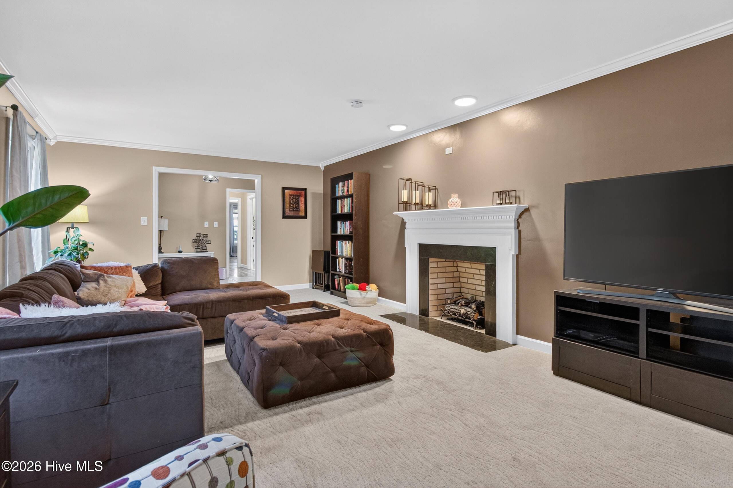 113 Clarendon Road Property Photo 4