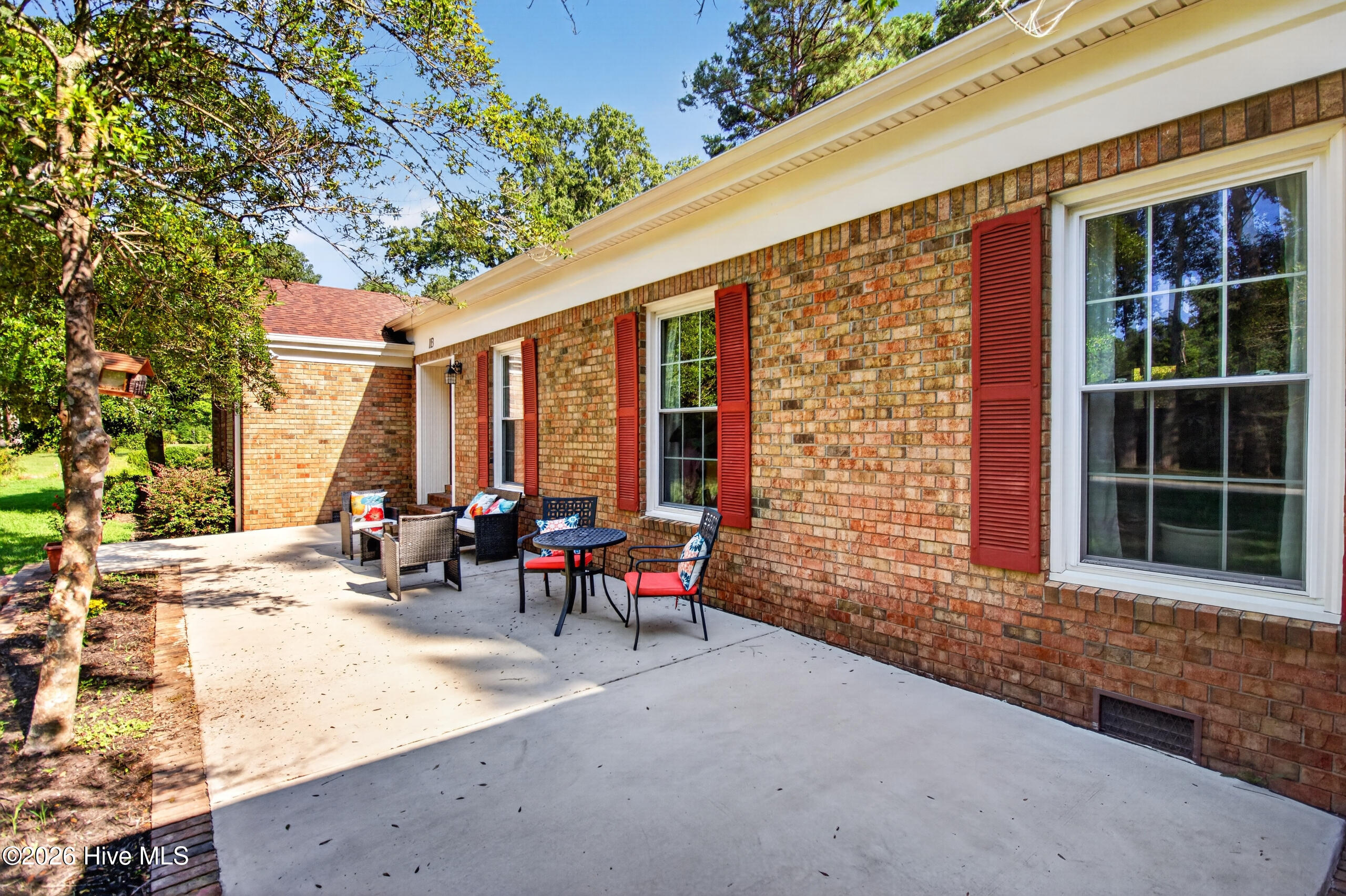 113 Clarendon Road Property Photo 9