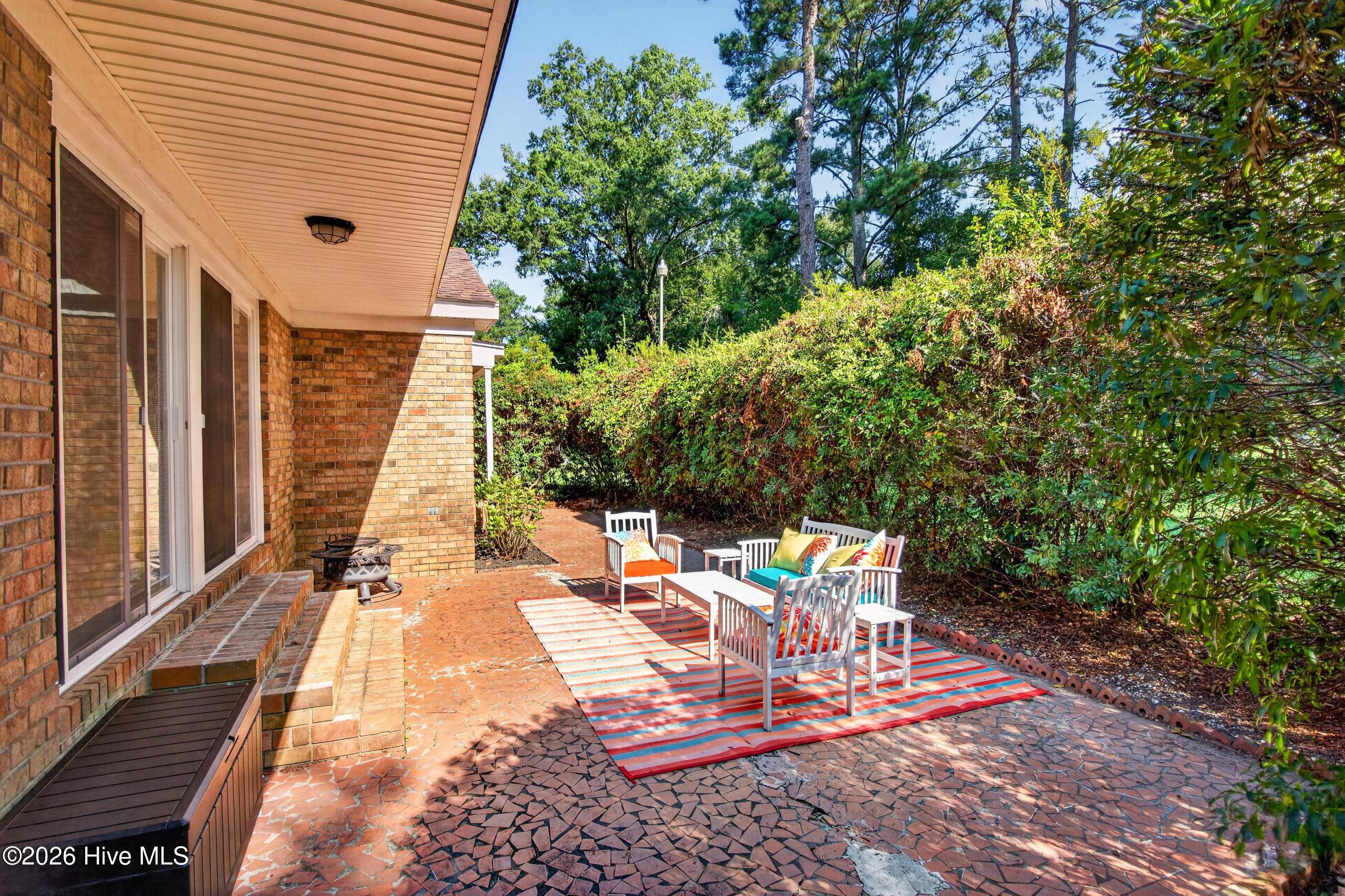 113 Clarendon Road Property Photo 43