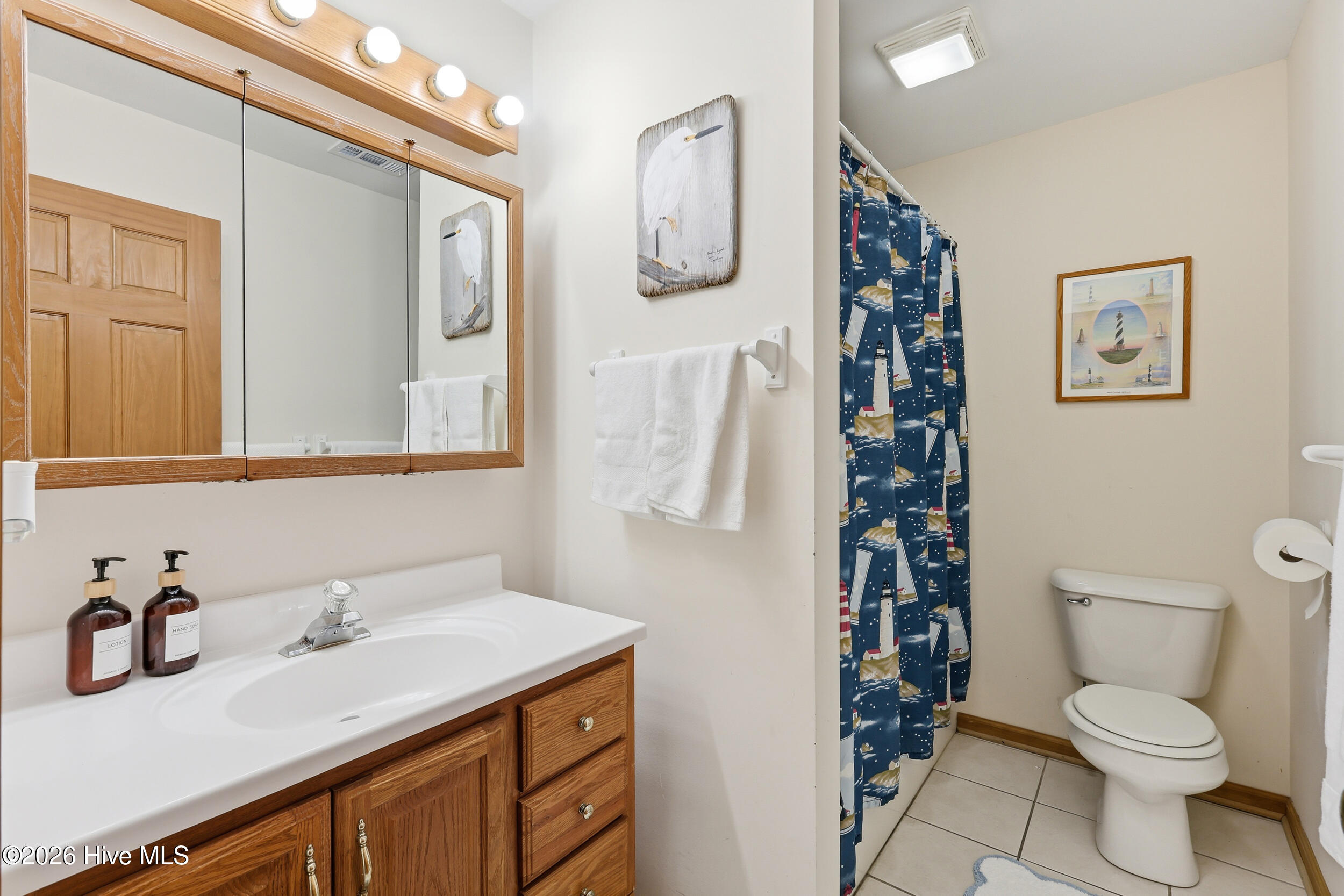 710 Waynick Boulevard B - Lower Property Photo 22