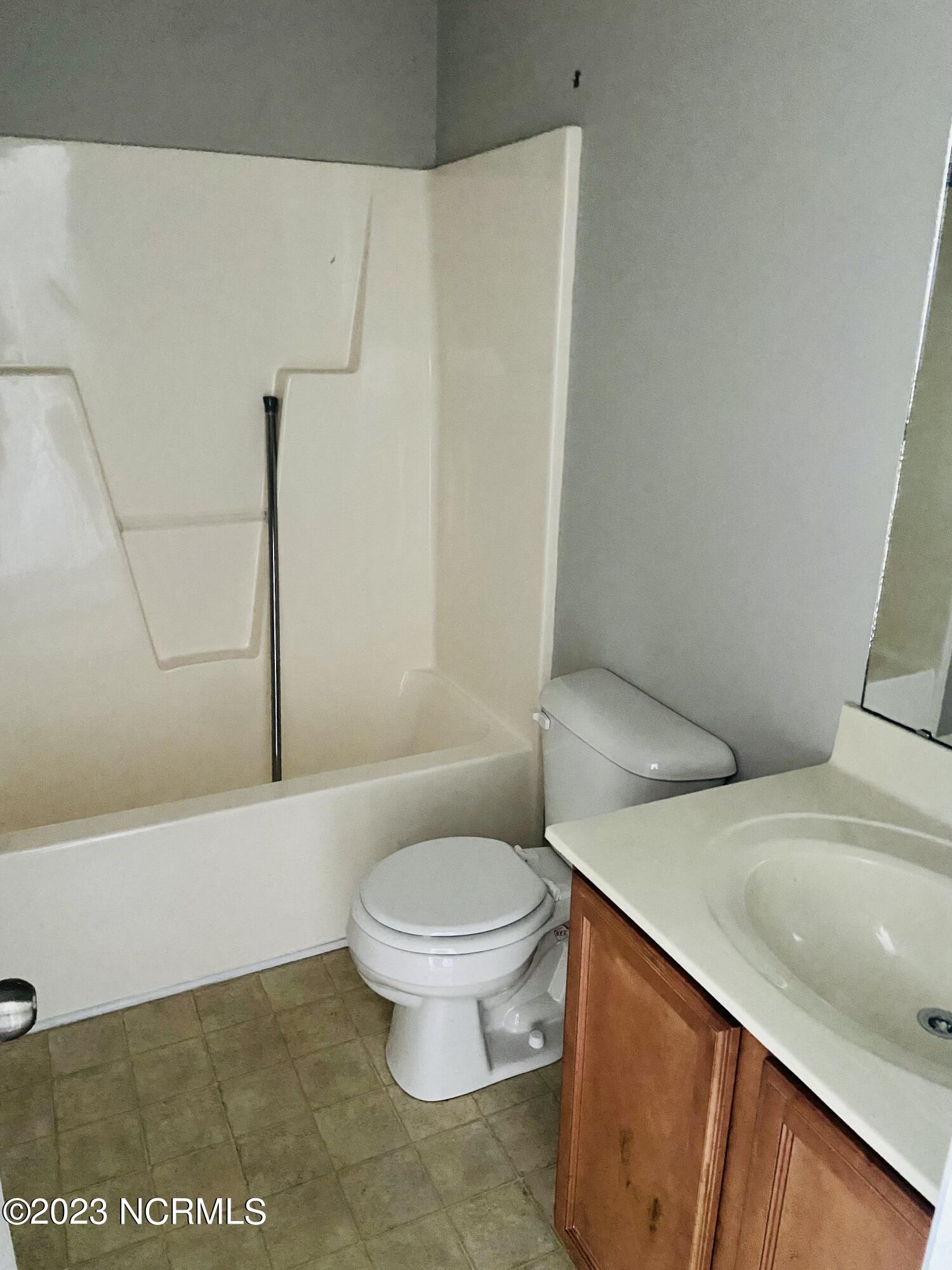 6009 Grandeur Avenue Property Photo 10
